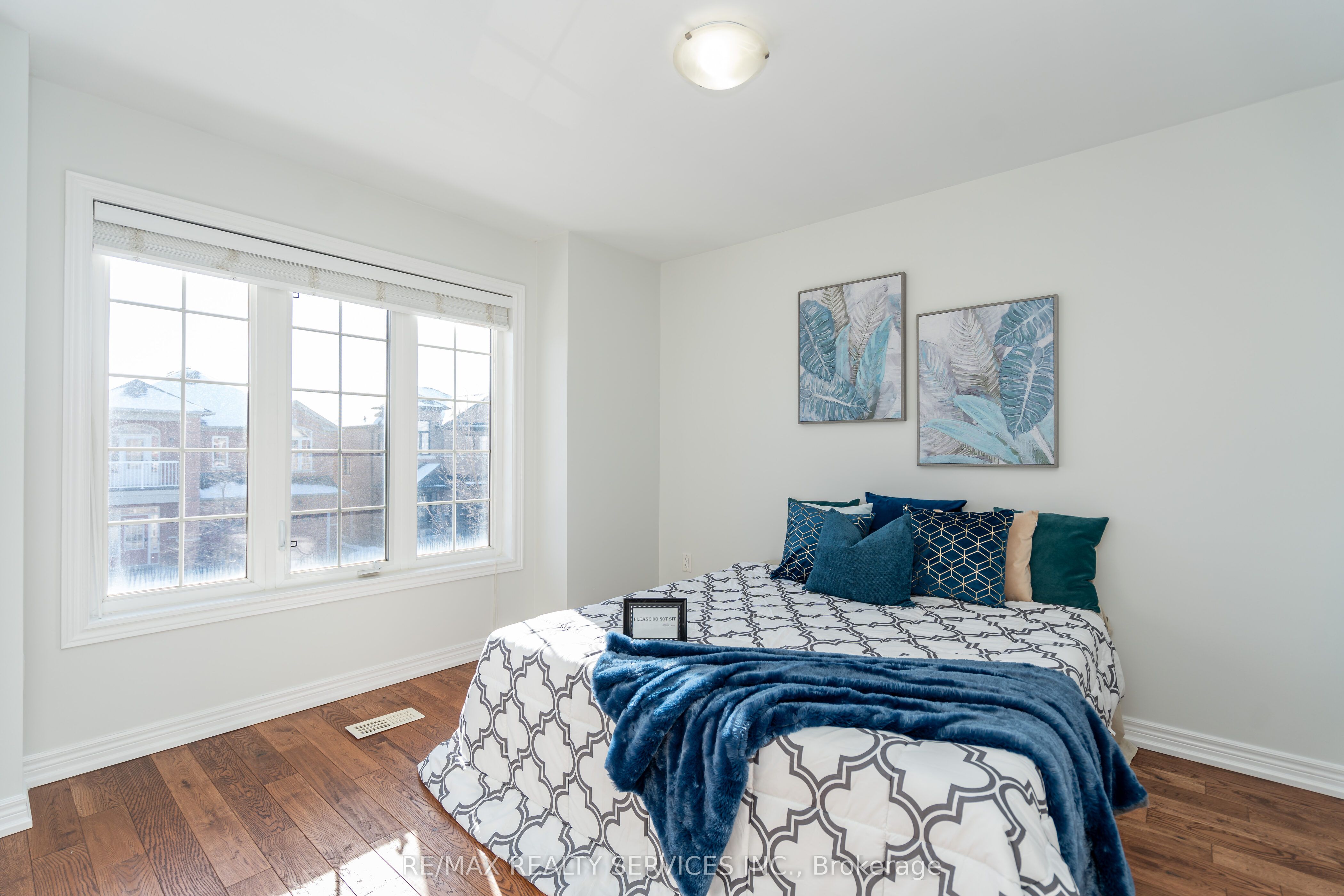 112 Amaranth Crescent Property Photo 23