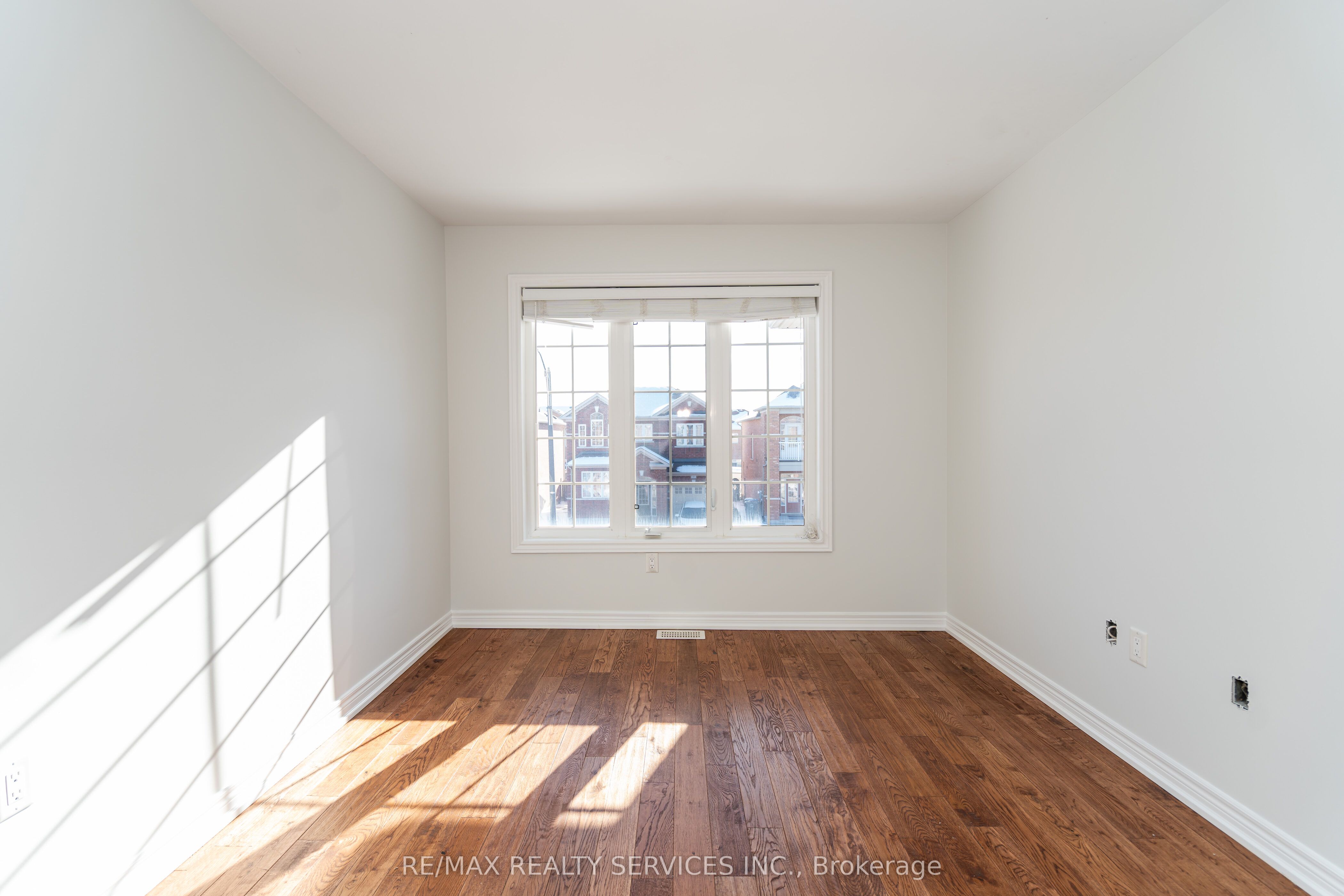 112 Amaranth Crescent Property Photo 26