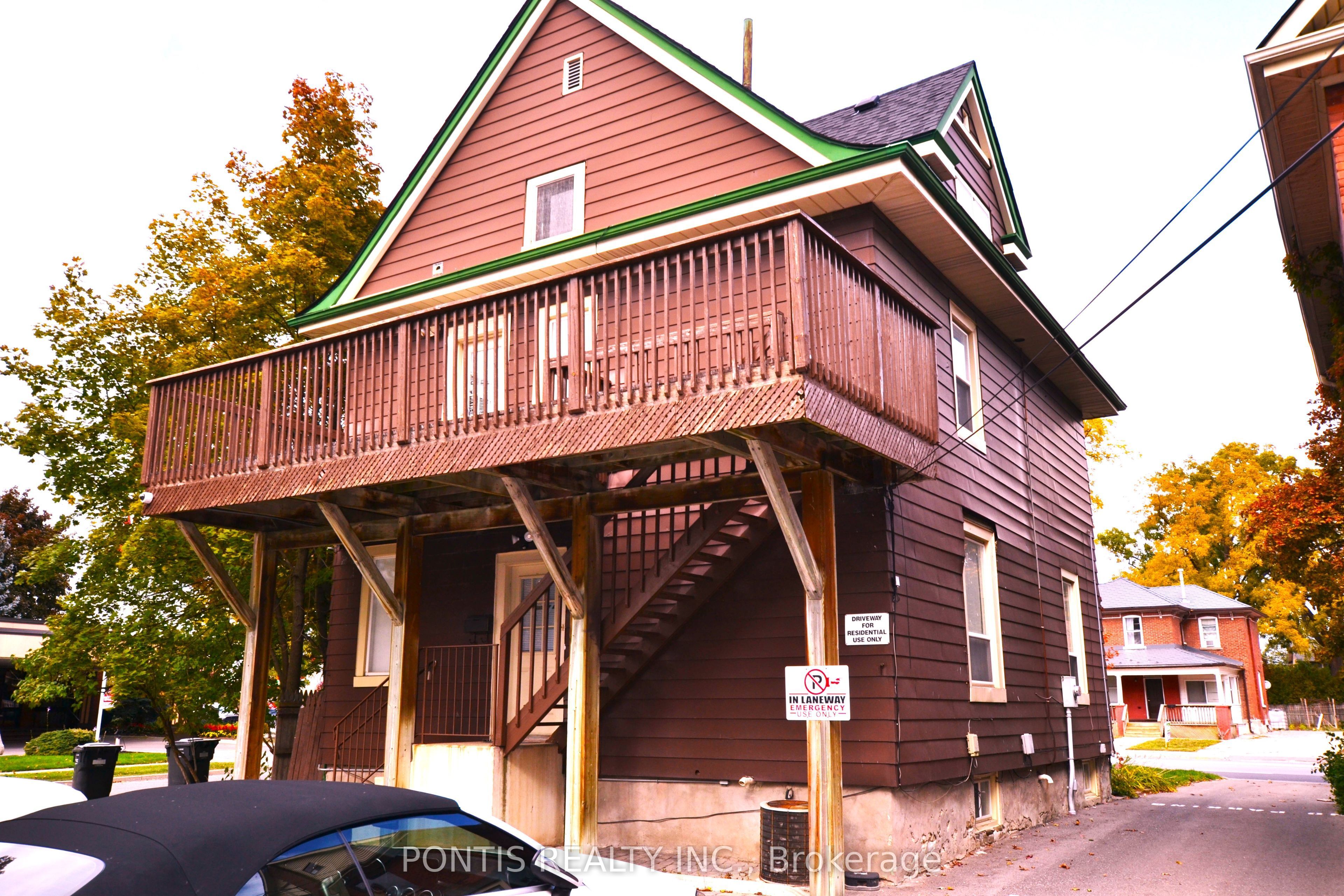 281 Main Street N Property Photo 4