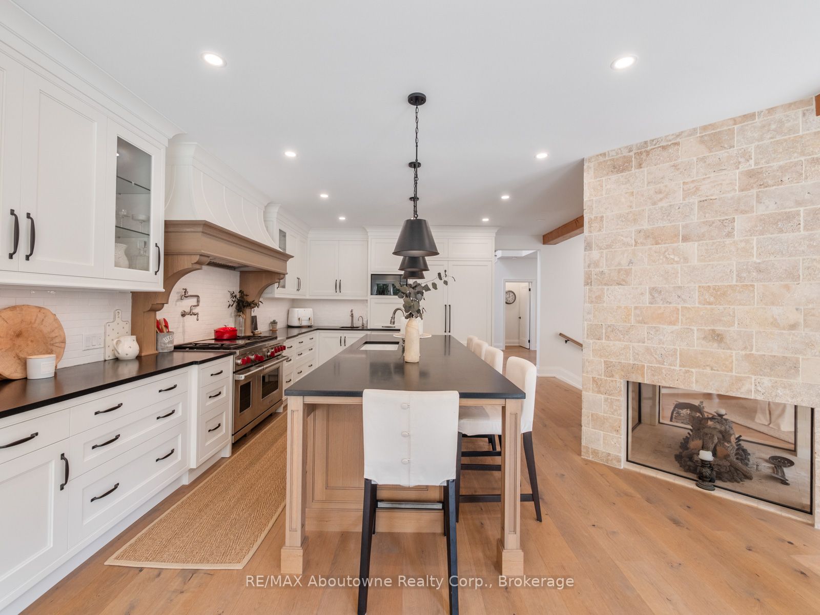74 West Street Property Photo 13