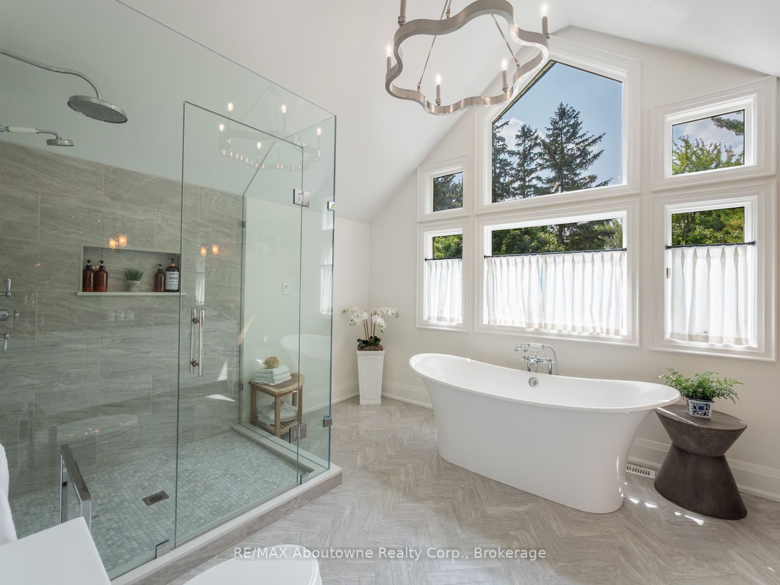 74 West Street Property Photo 21
