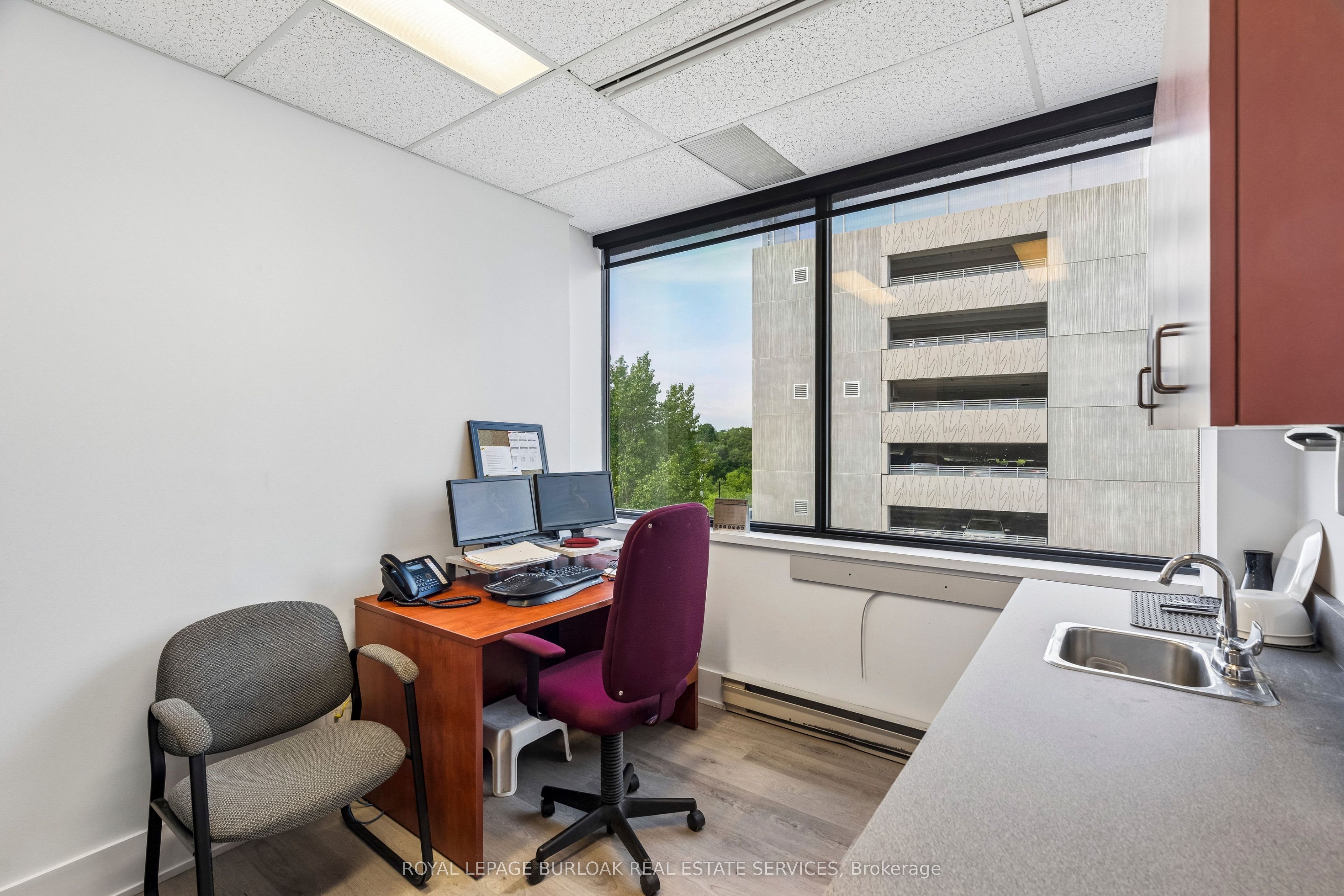 190 Sherway Drive 417 Property Photo 18
