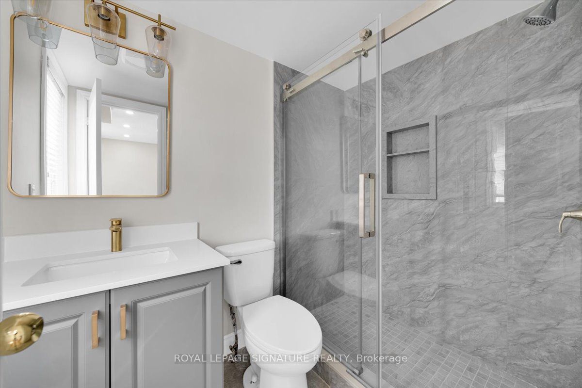 6950 Tenth Line W 29 Property Photo 18