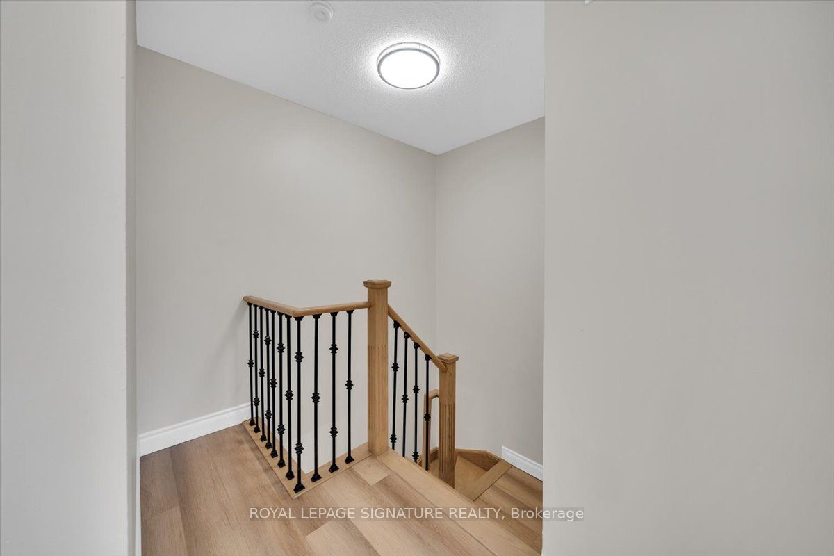 6950 Tenth Line W 29 Property Photo 19