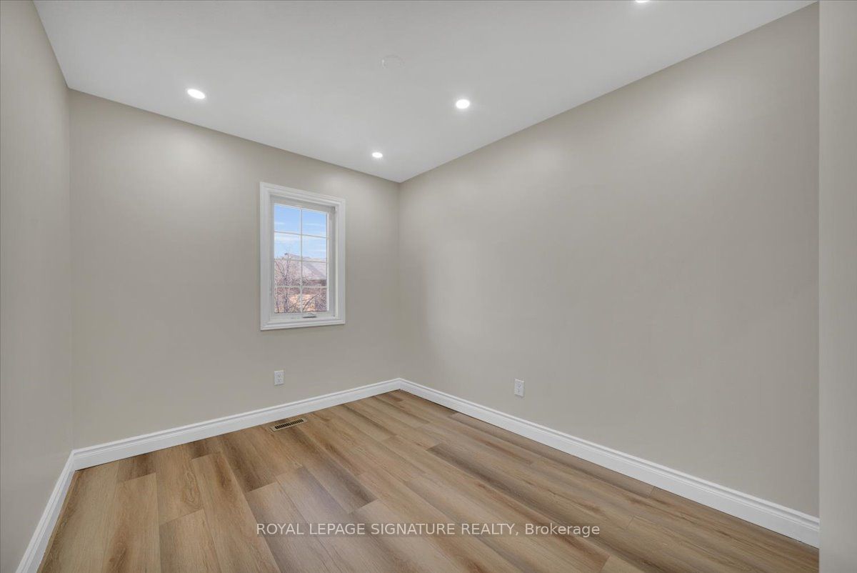 6950 Tenth Line W 29 Property Photo 22
