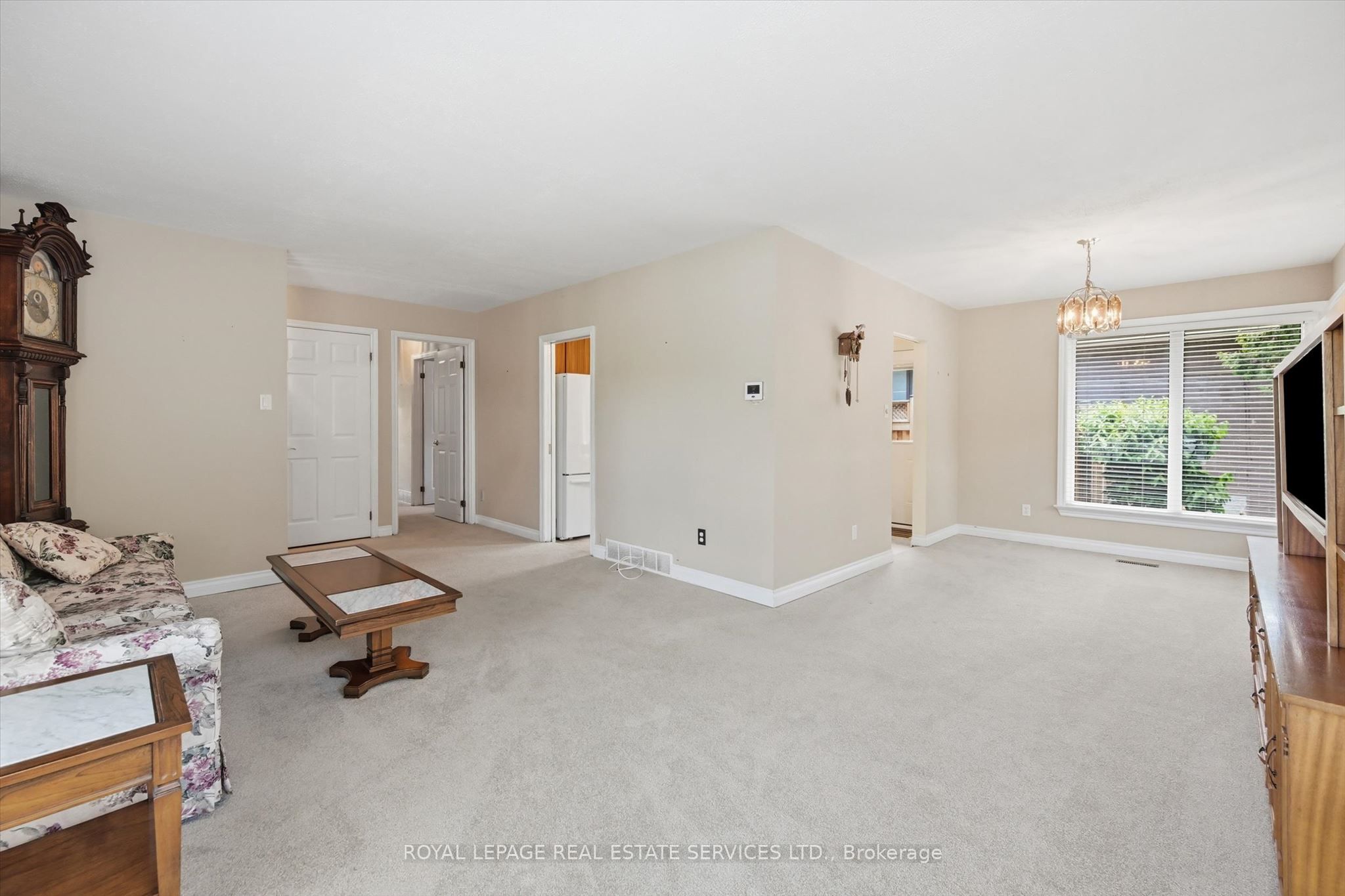 484 Grand Boulevard Property Photo 11