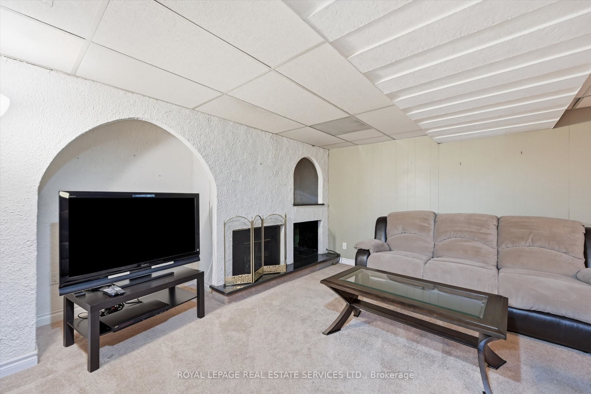 484 Grand Boulevard Property Photo 29