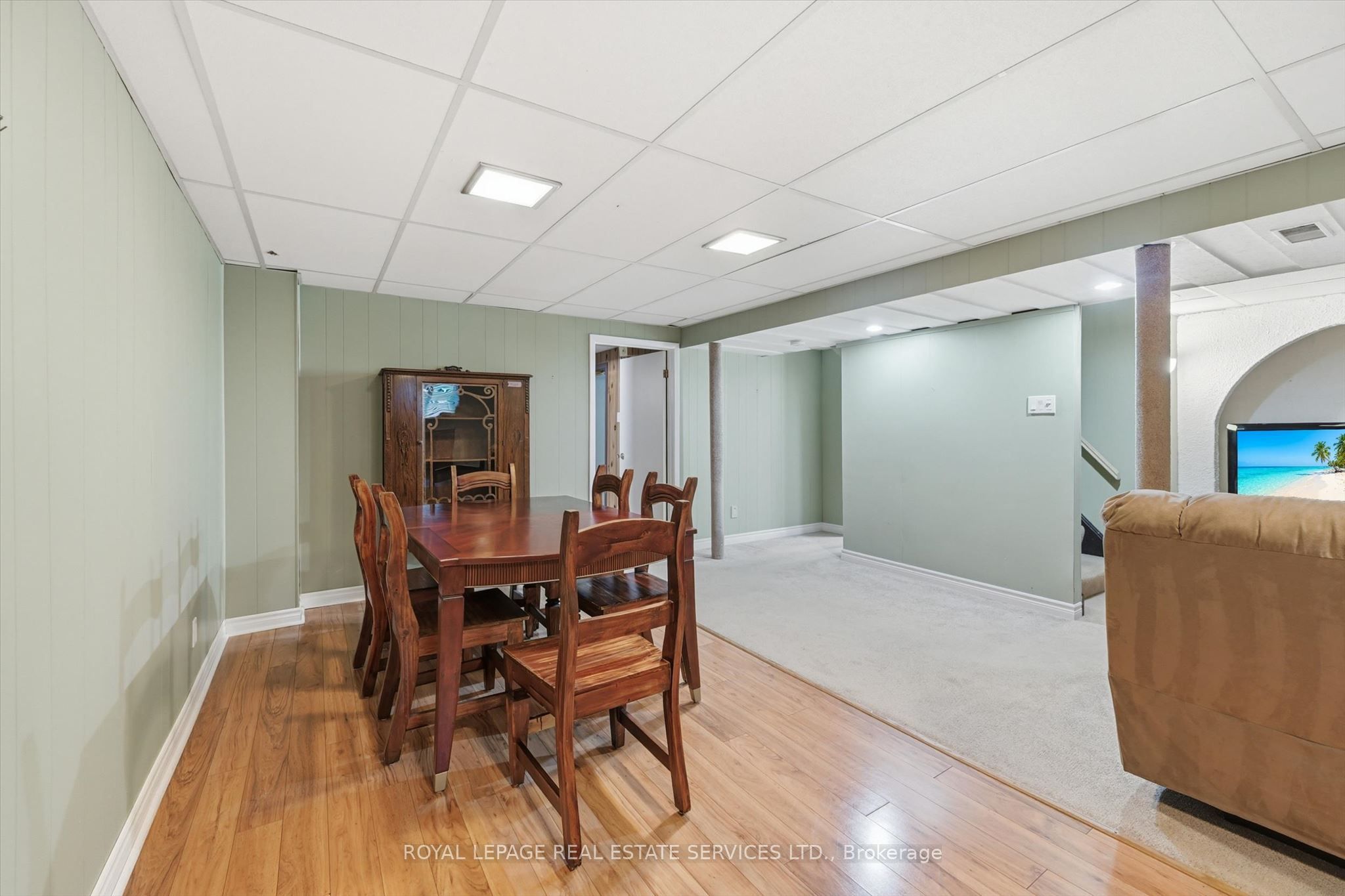 484 Grand Boulevard Property Photo 32