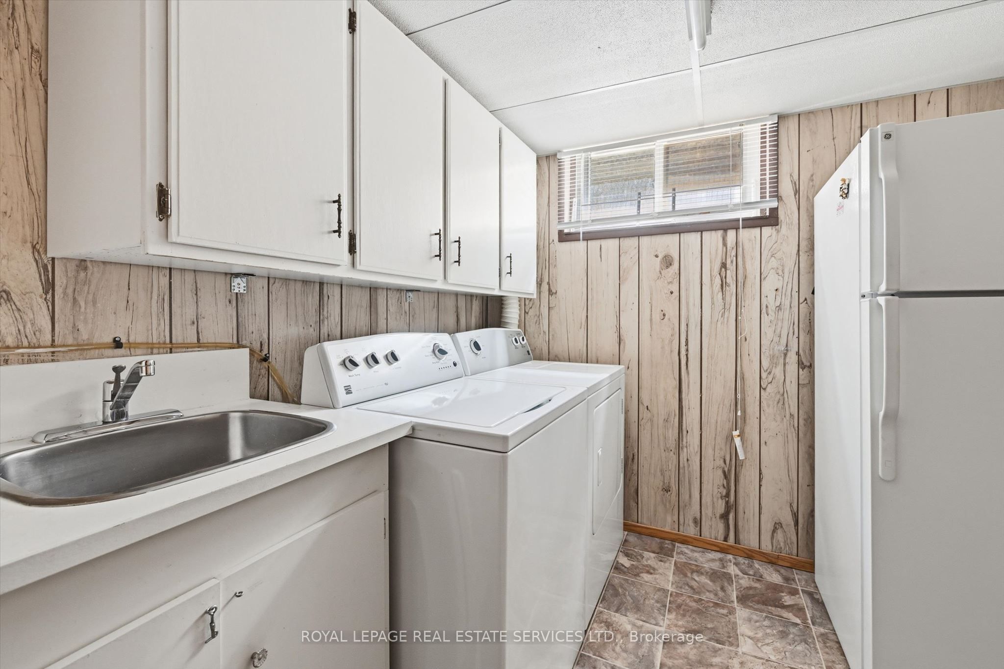484 Grand Boulevard Property Photo 35