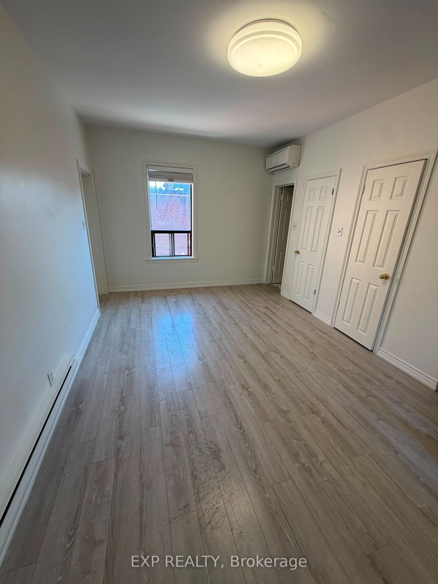 677 Durie Street 4 Property Photo 8