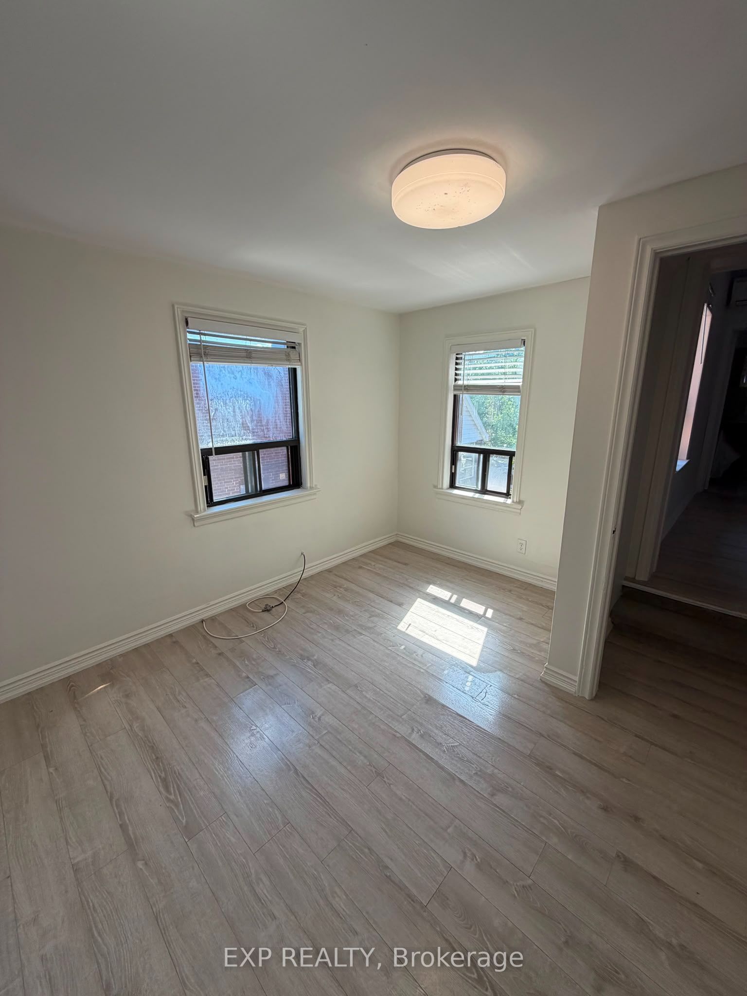677 Durie Street 4 Property Photo 11