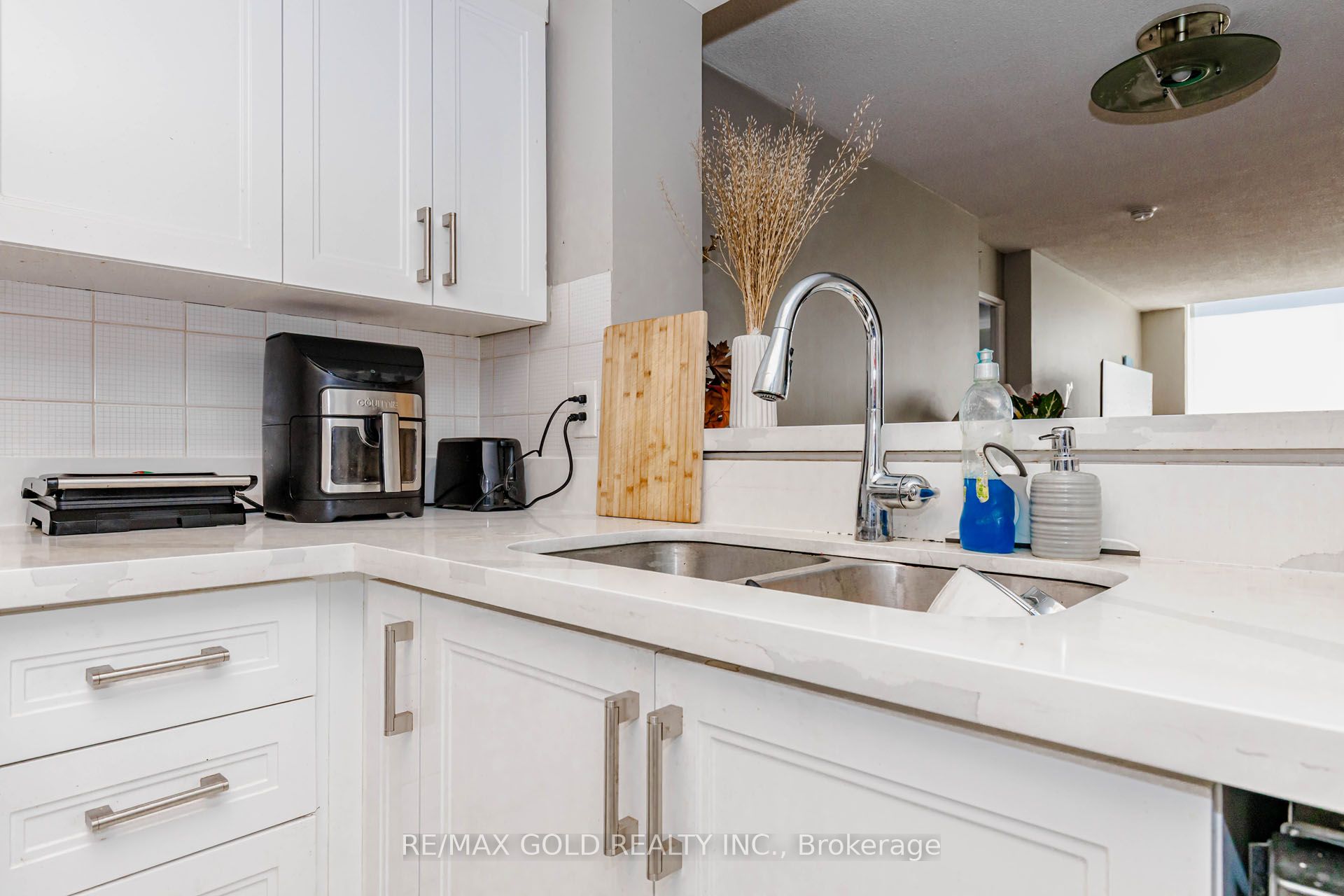 325 Webb Drive Ph 201 Property Photo 16