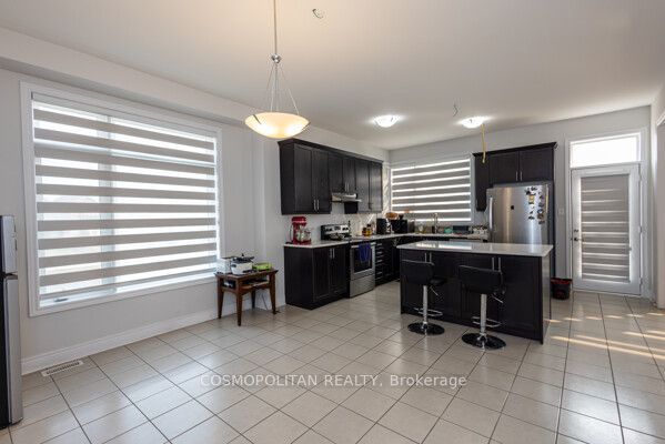 1 Icon Street Property Photo 6