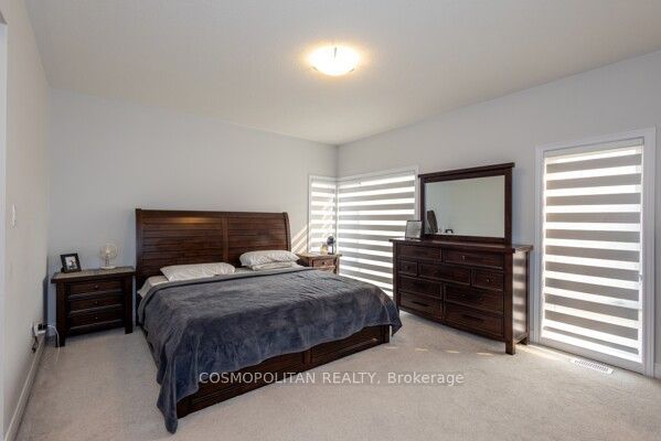 1 Icon Street Property Photo 13