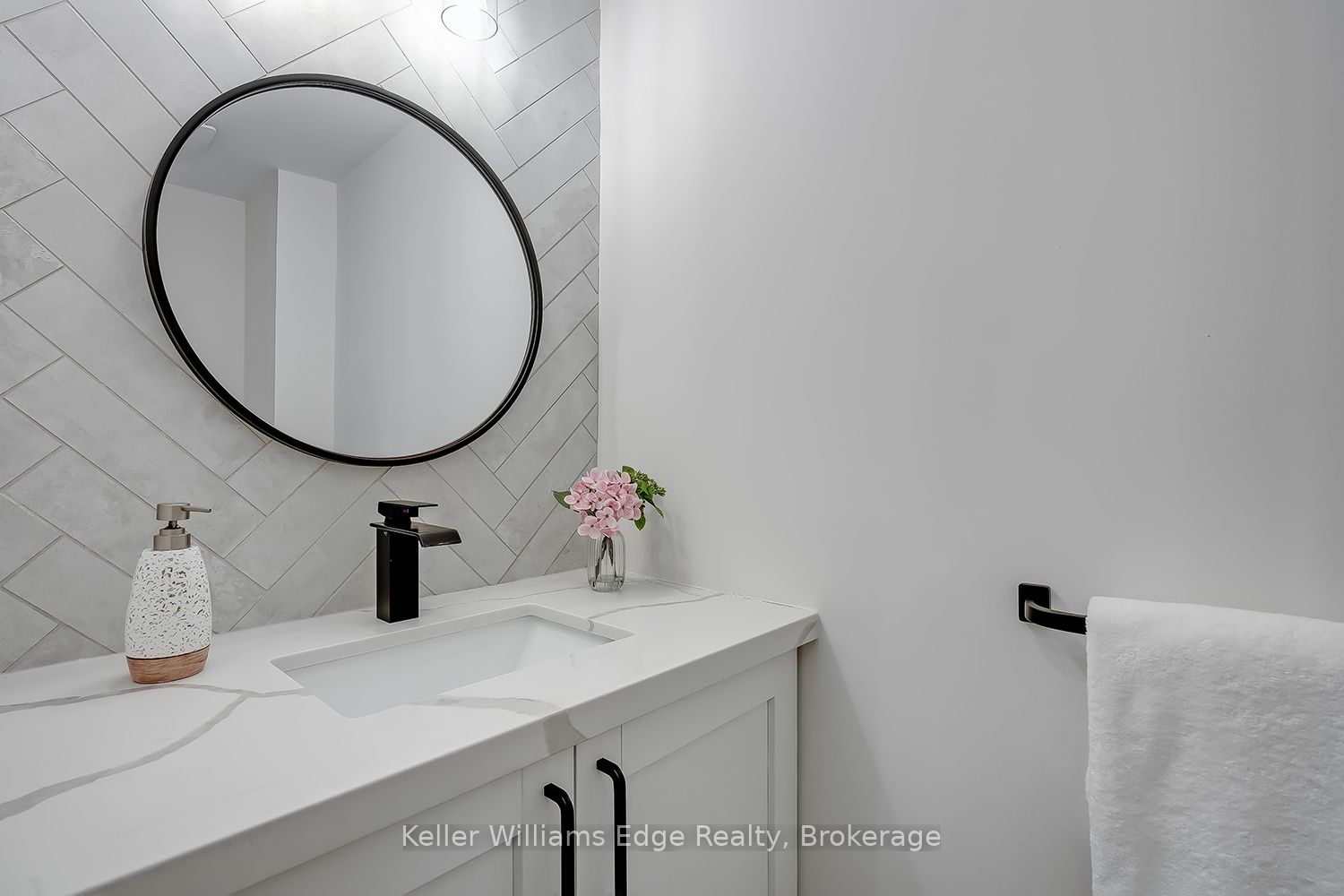3049 Glencrest Road 32 Property Photo 21