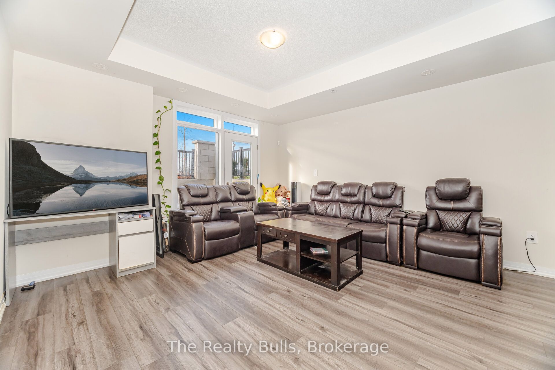 1589 Rose Way 119 Property Photo 16