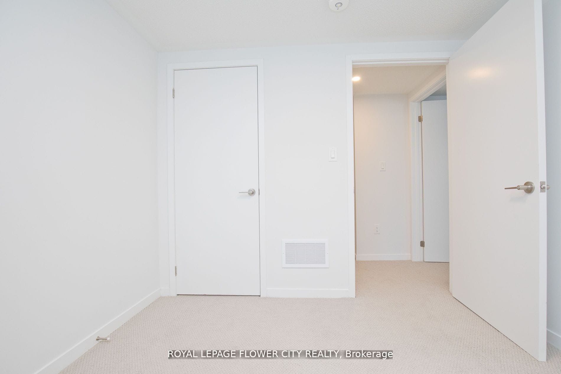 225 Birmingham Street E 160 Property Photo 6