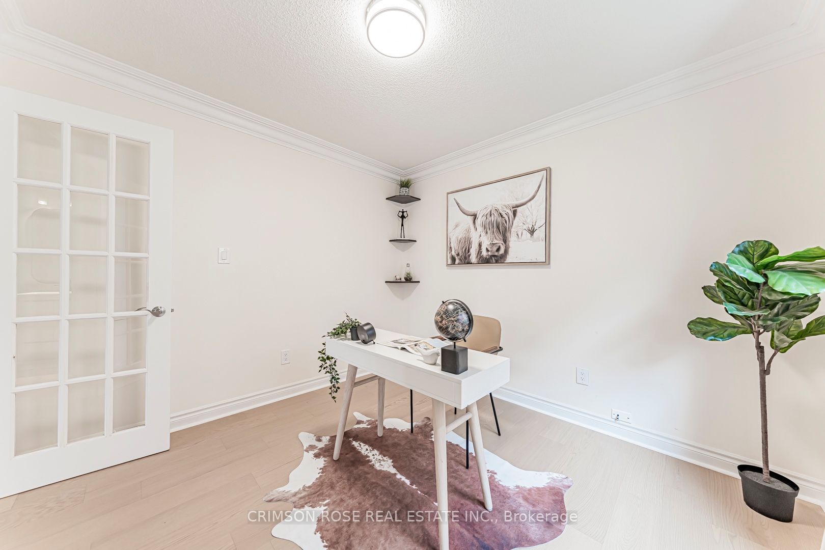 489 Ravineview Way Property Photo 6