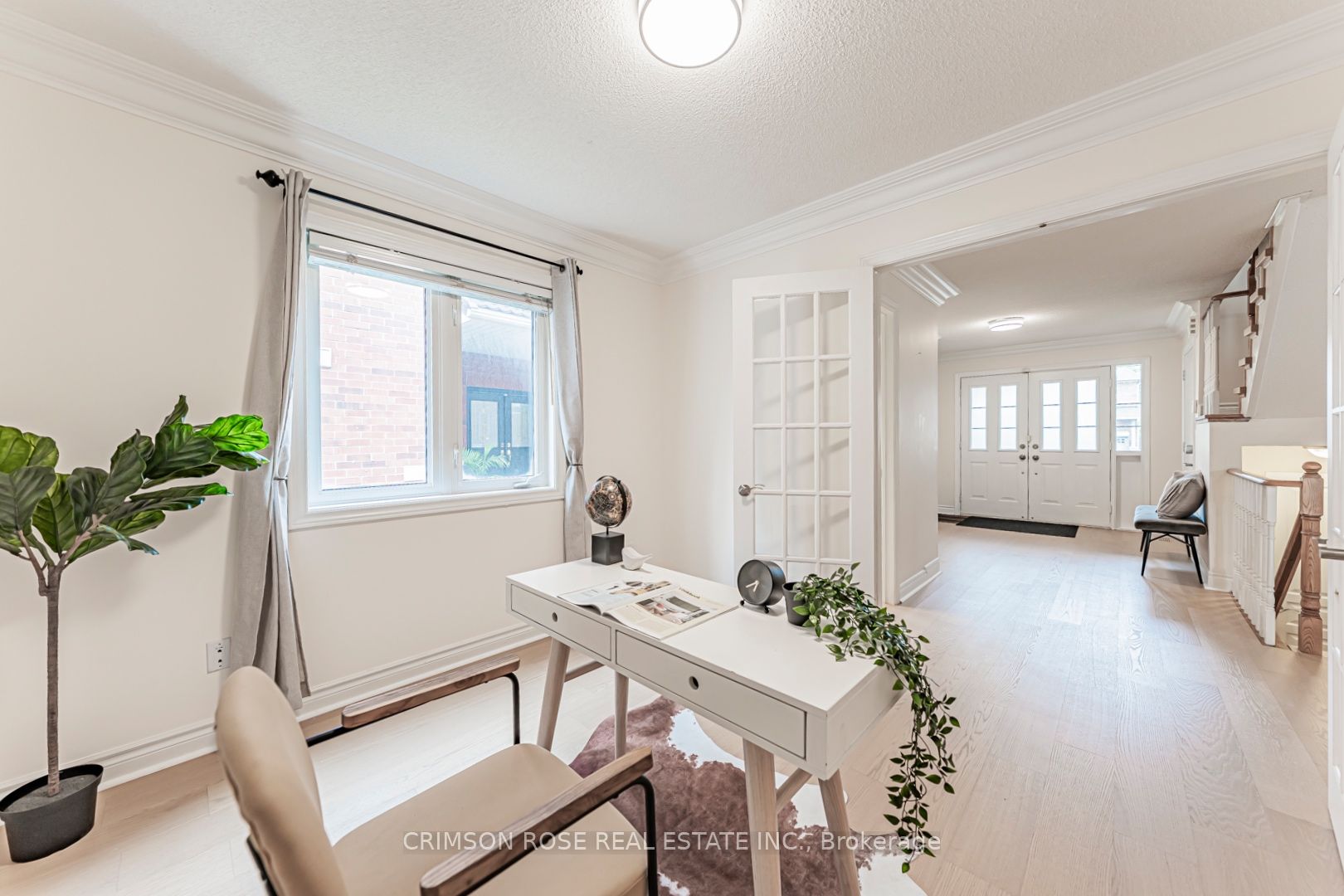 489 Ravineview Way Property Photo 7
