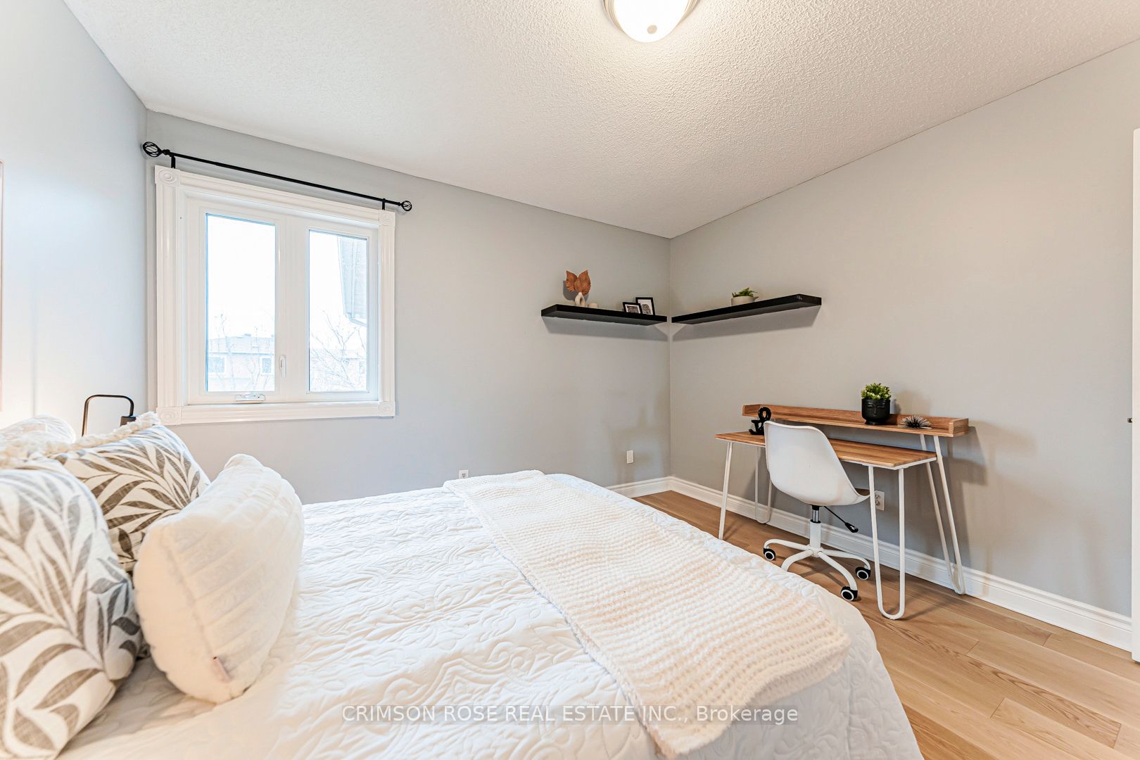 489 Ravineview Way Property Photo 31