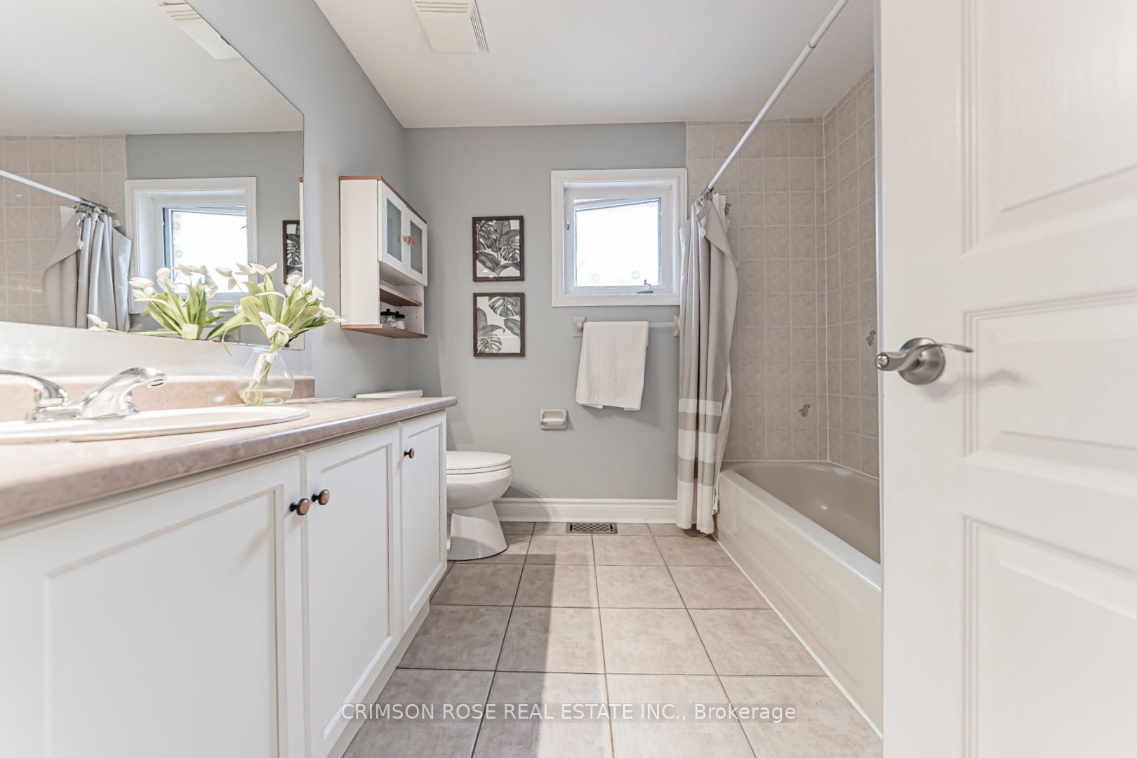 489 Ravineview Way Property Photo 33