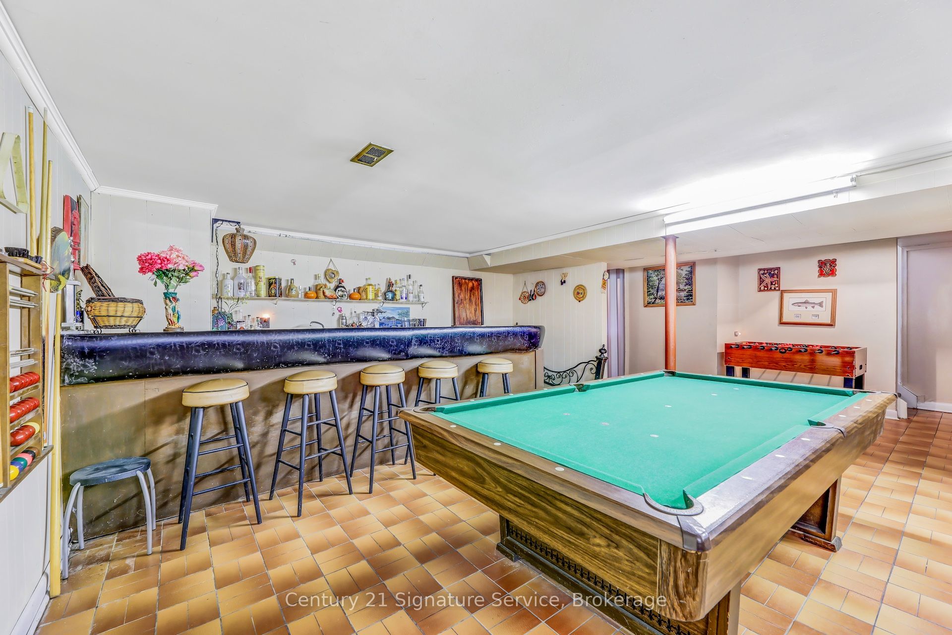 8026 Mayfield Road Property Photo 30