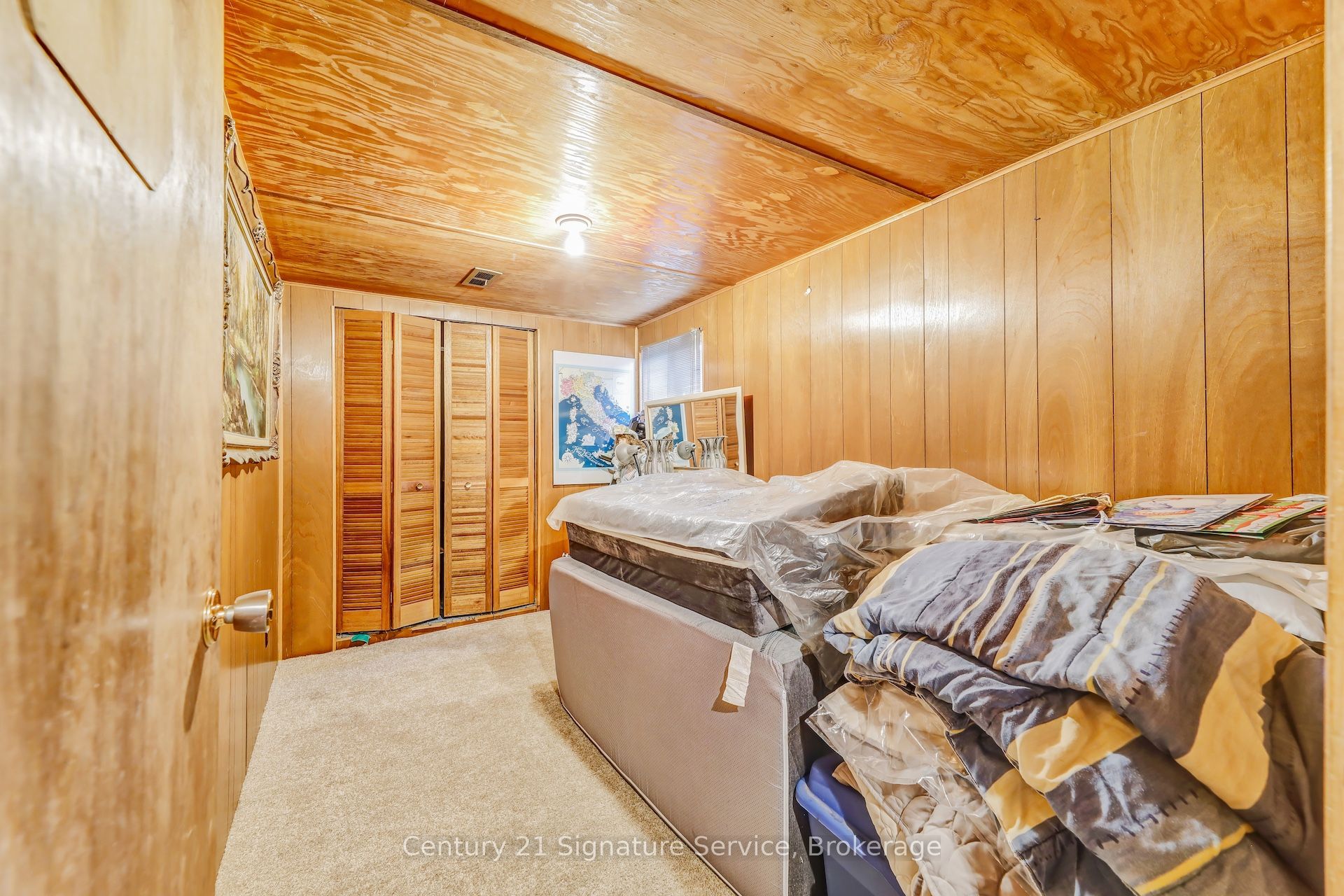 8026 Mayfield Road Property Photo 37