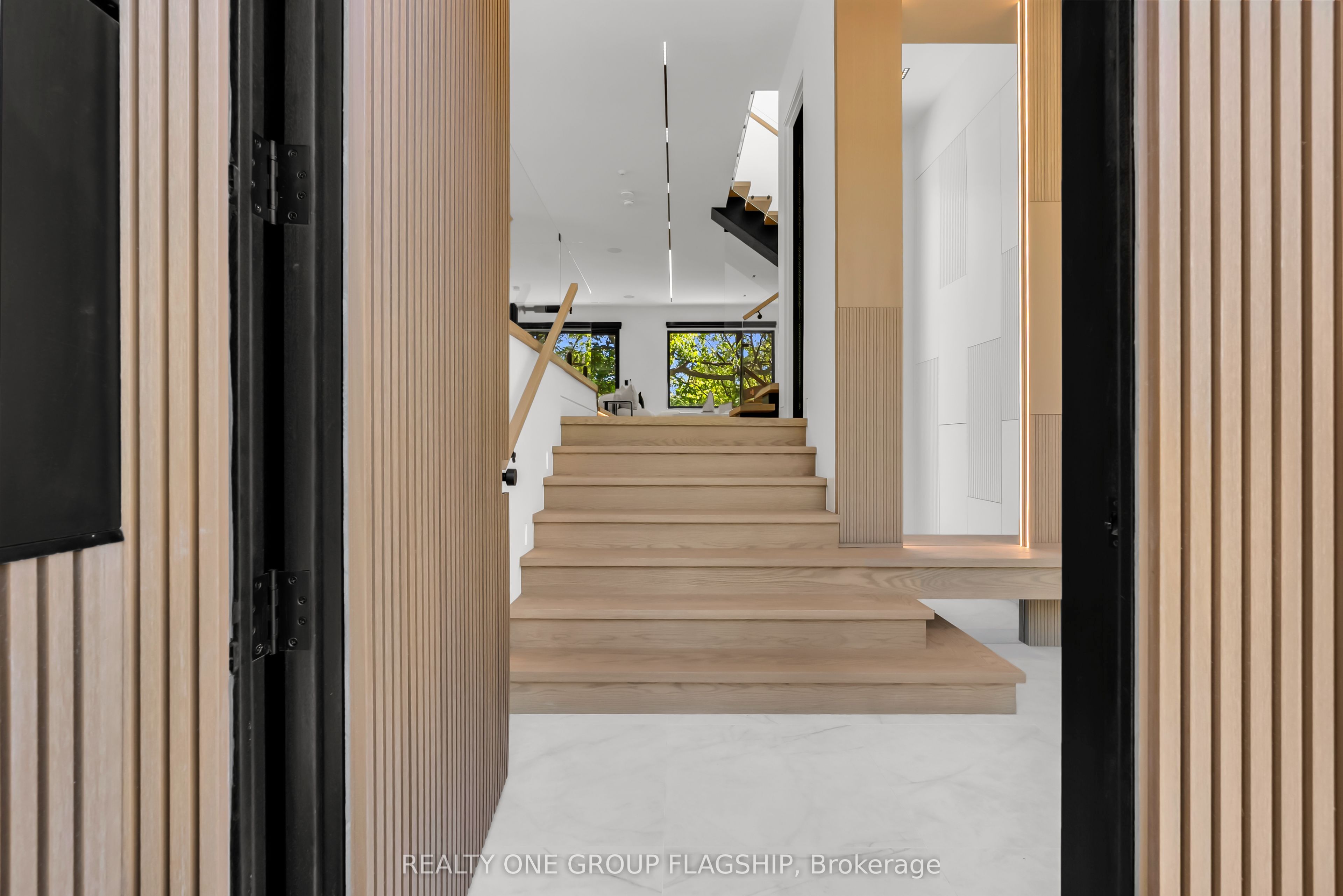 7 Bentley Drive Property Photo 5