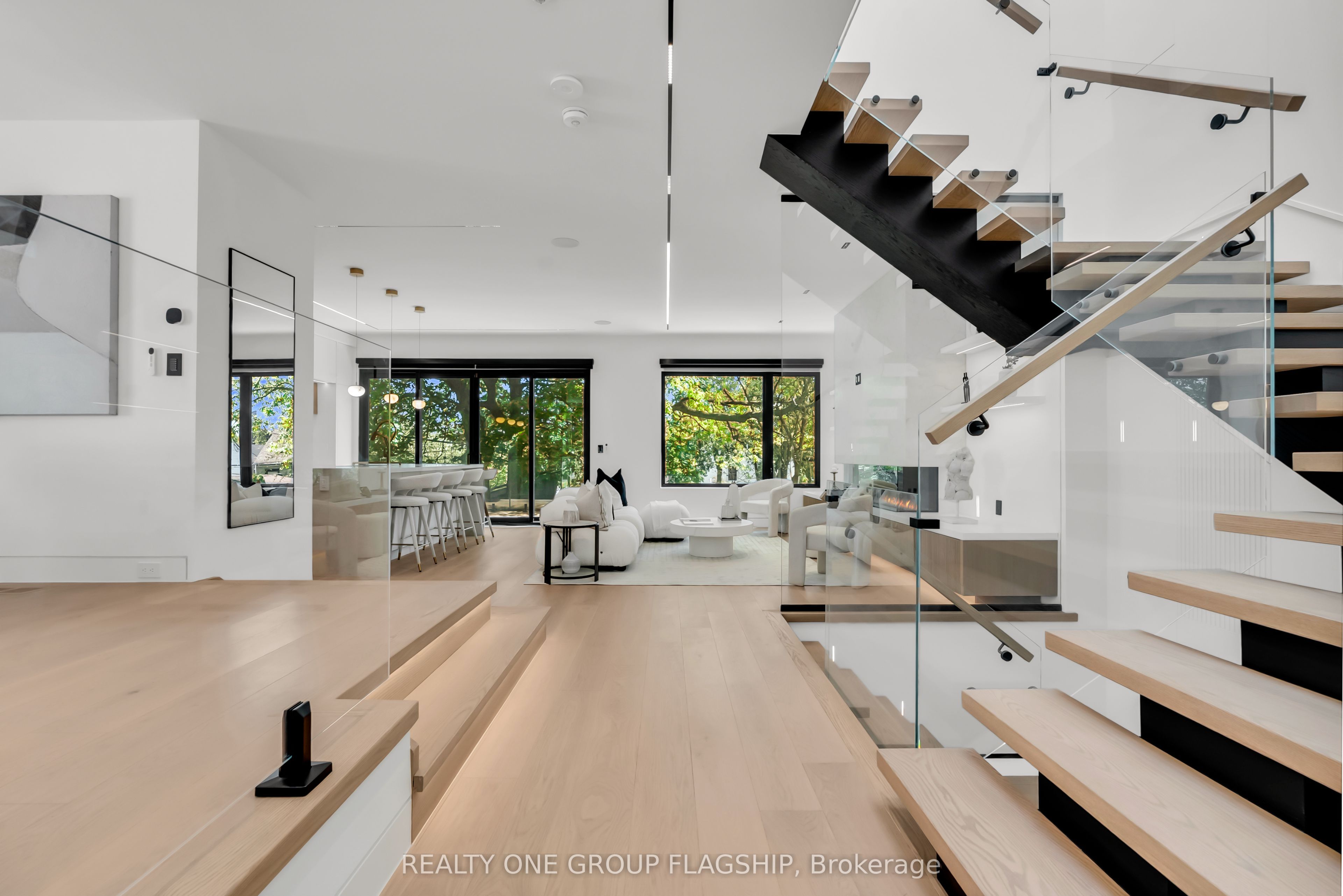 7 Bentley Drive Property Photo 6