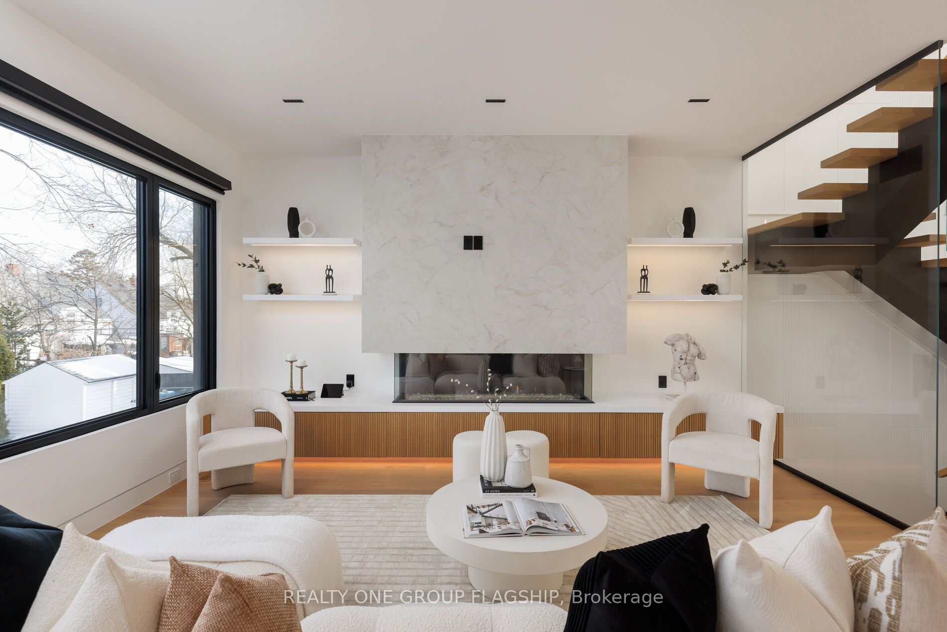7 Bentley Drive Property Photo 13