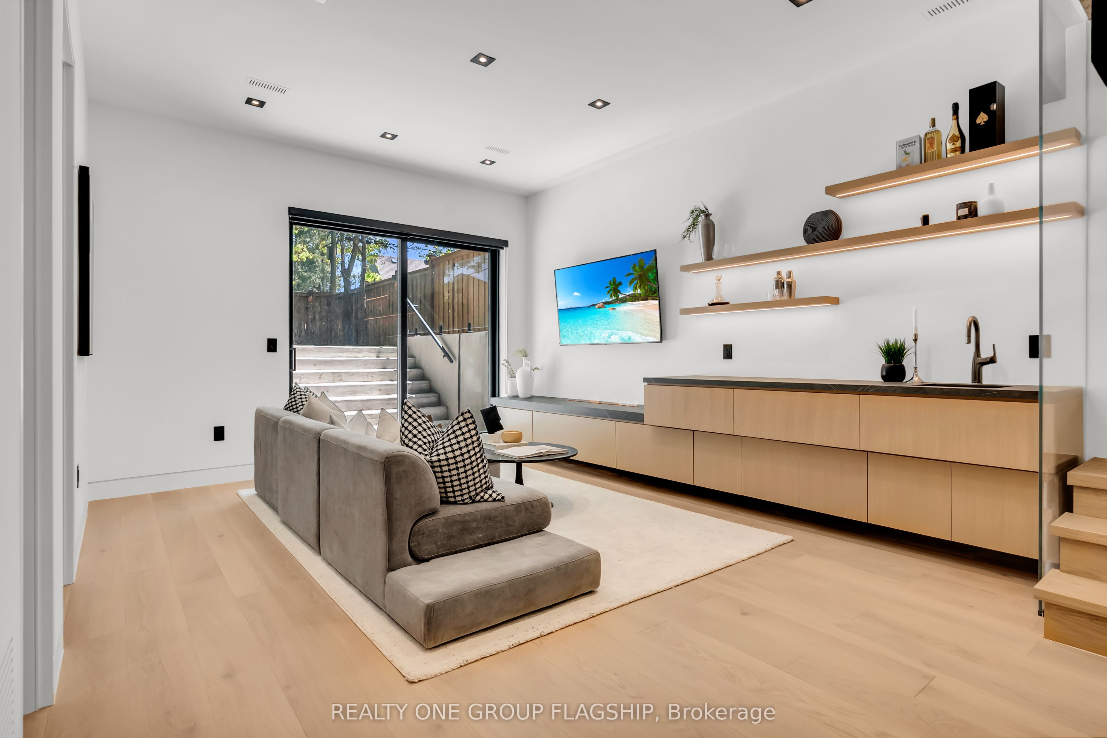 7 Bentley Drive Property Photo 35