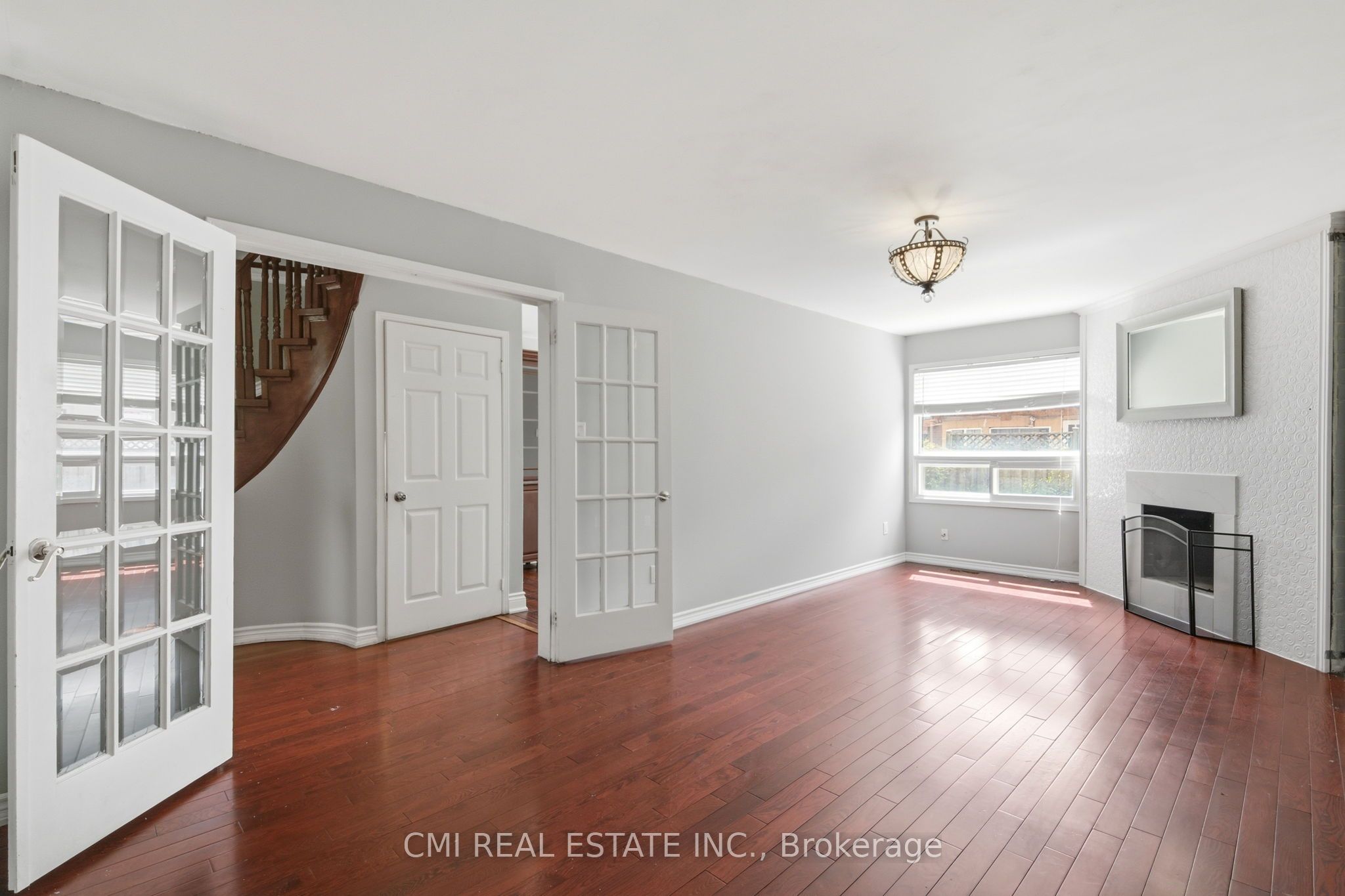31 Castlehill Road Property Photo 7