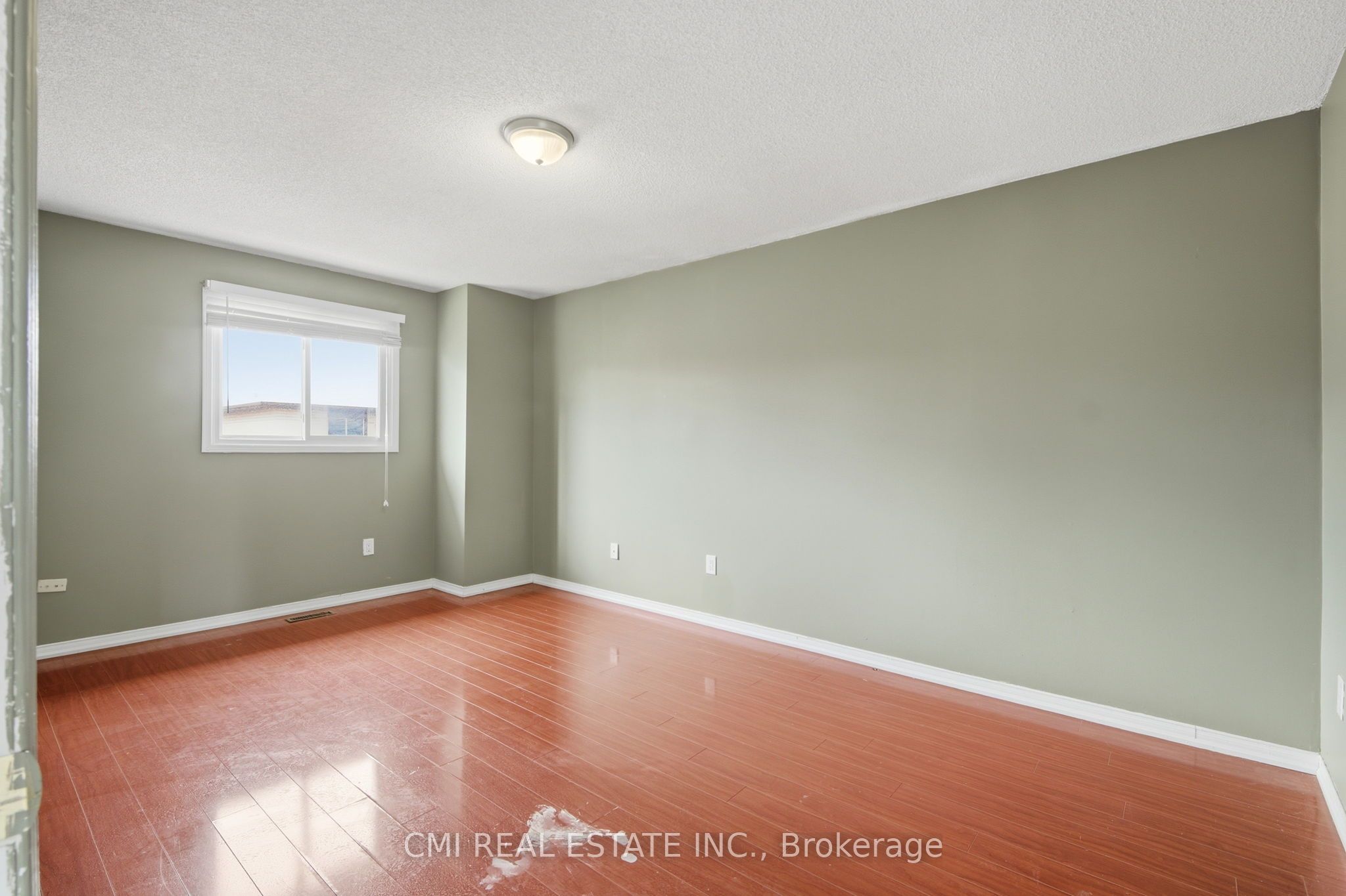 31 Castlehill Road Property Photo 10