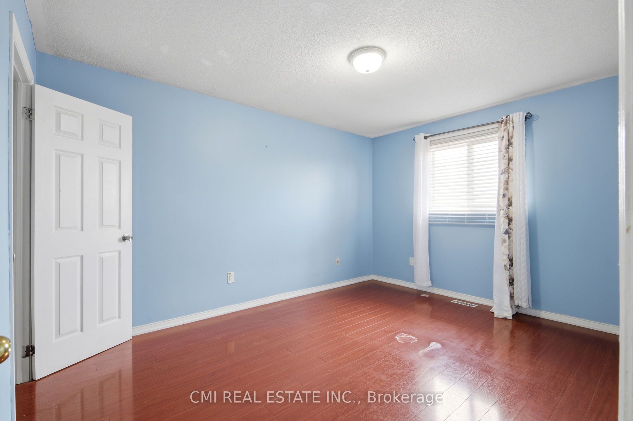 31 Castlehill Road Property Photo 22
