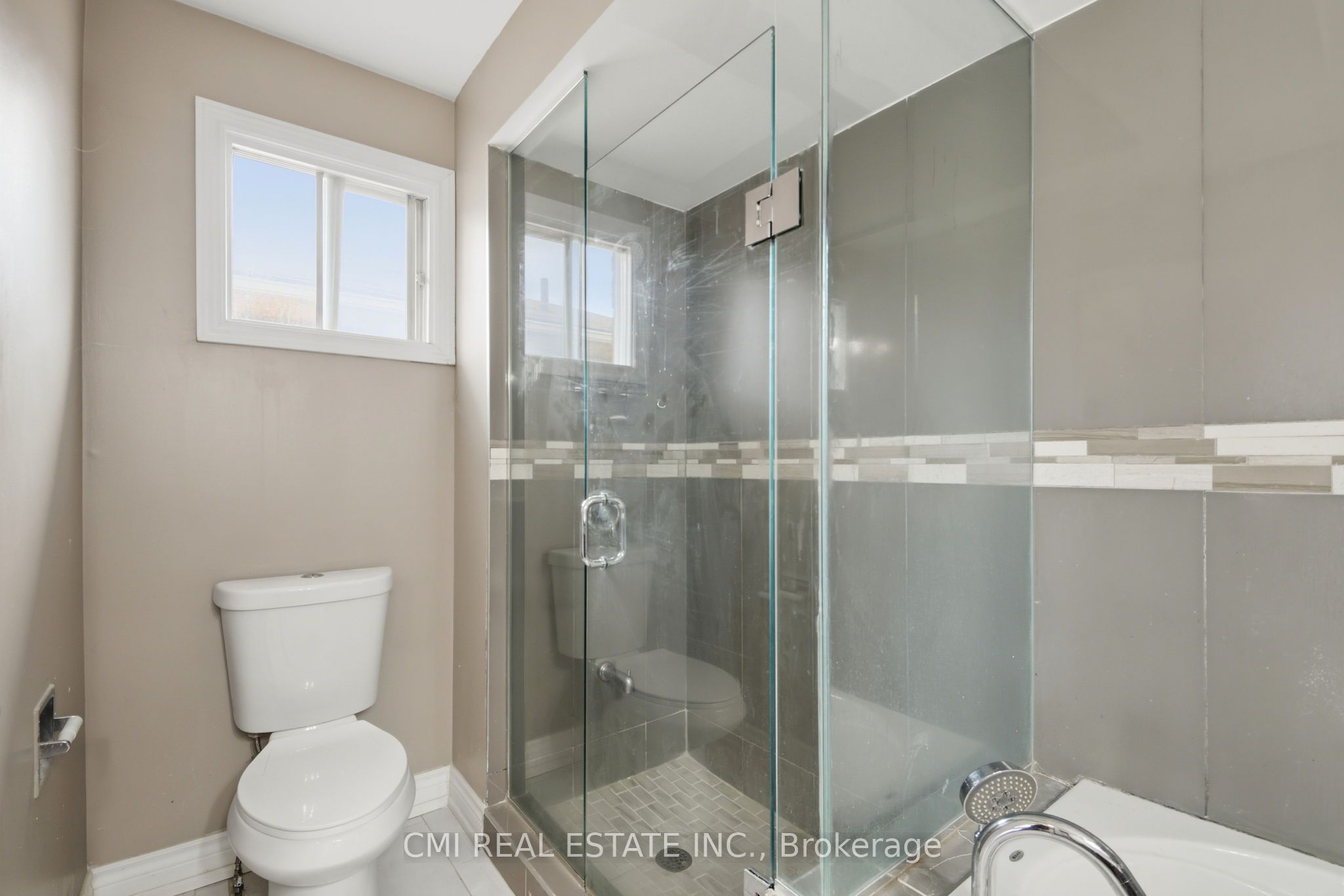 31 Castlehill Road Property Photo 31