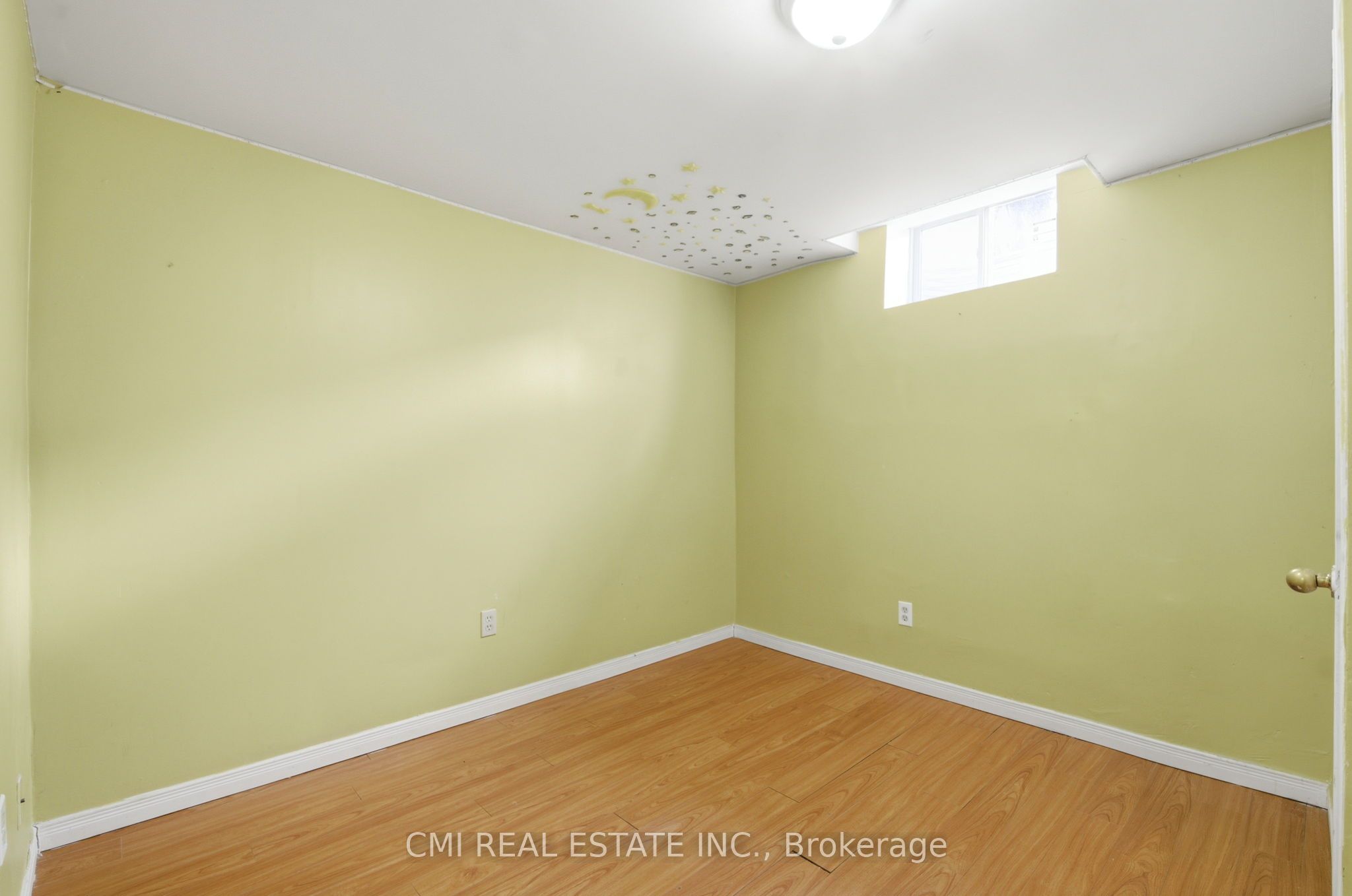 31 Castlehill Road Property Photo 35