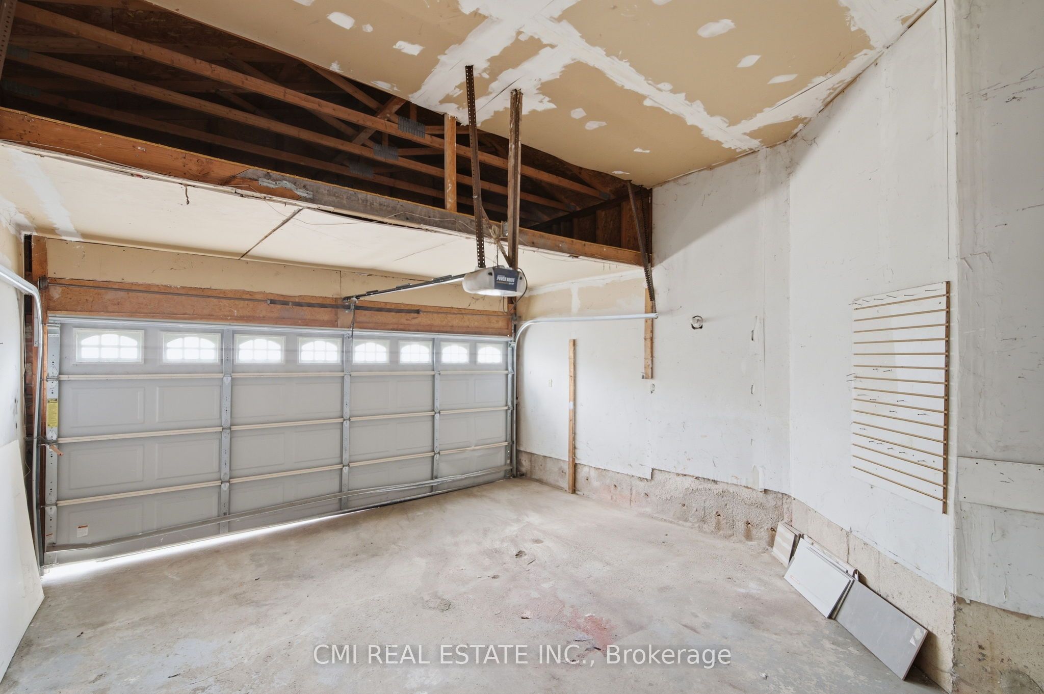 31 Castlehill Road Property Photo 40