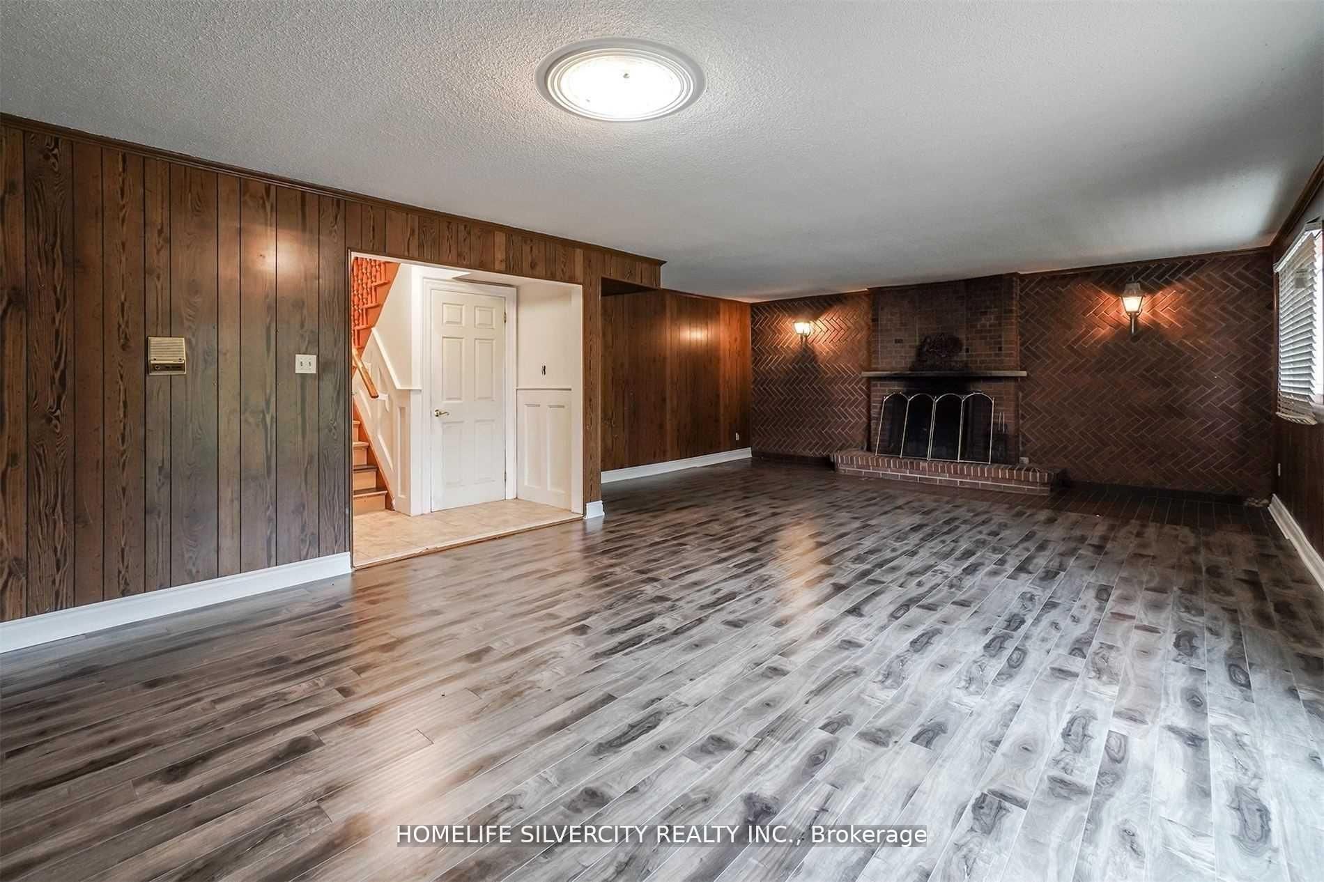 4395 Castlemore Road Property Photo 10