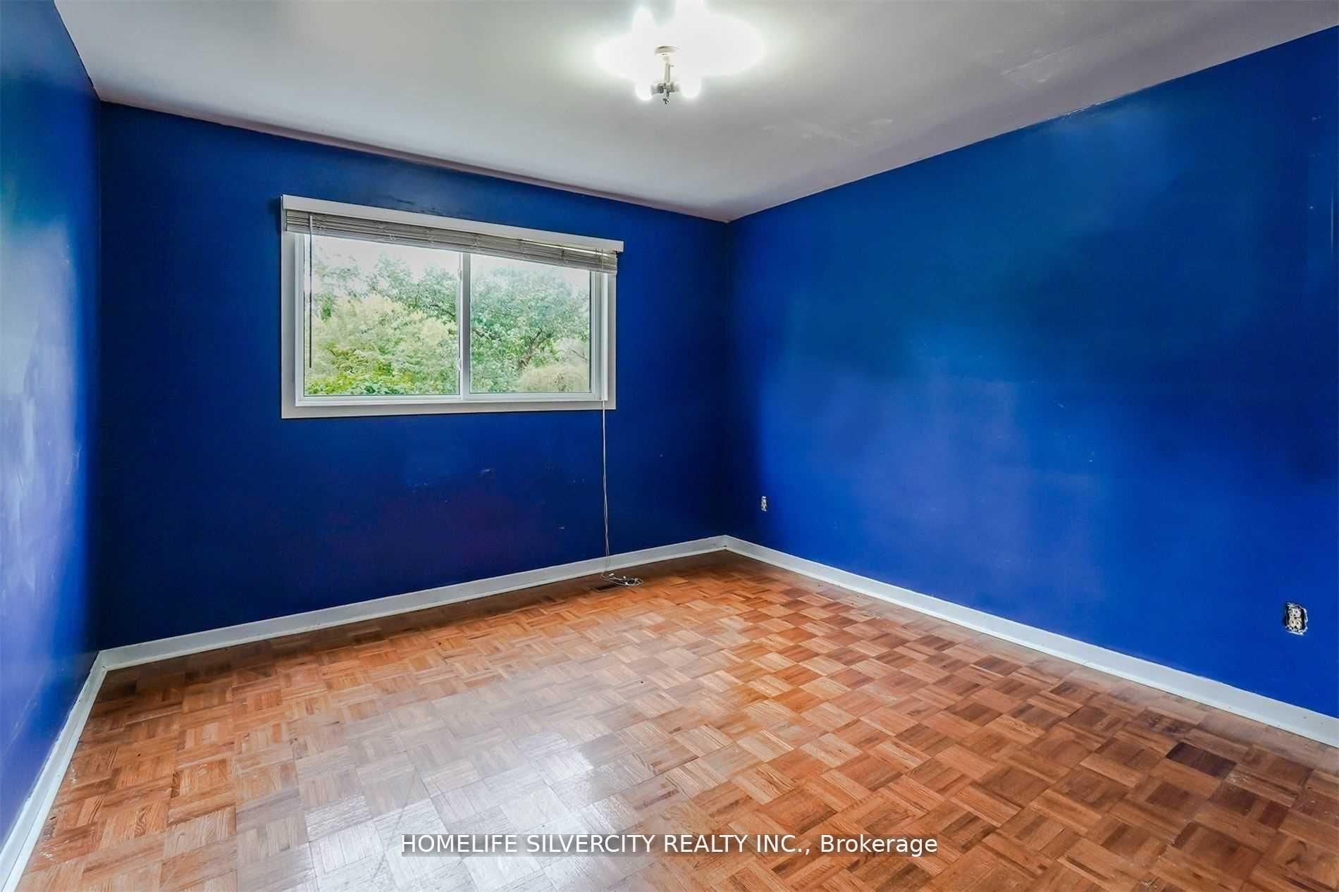 4395 Castlemore Road Property Photo 17