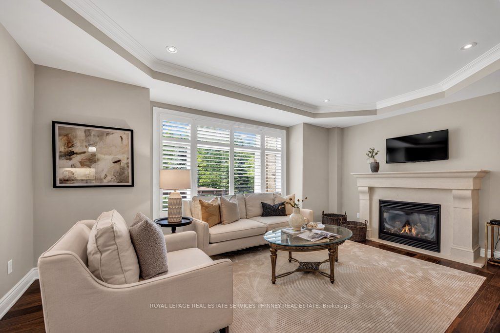 2444 Chateau Common Property Photo 11