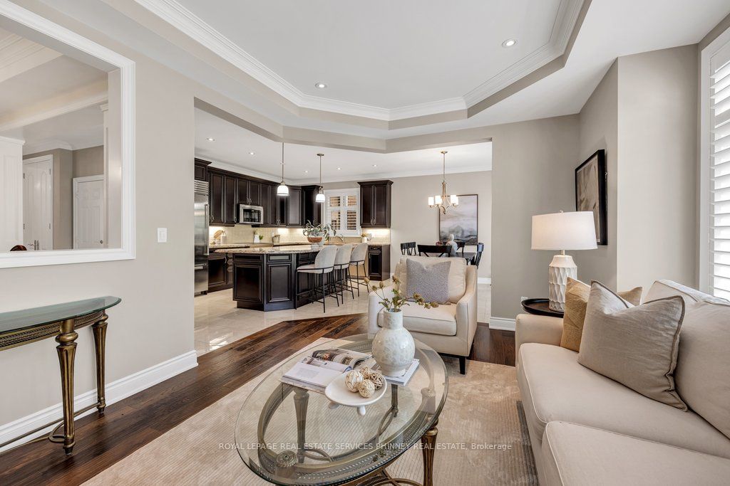 2444 Chateau Common Property Photo 13