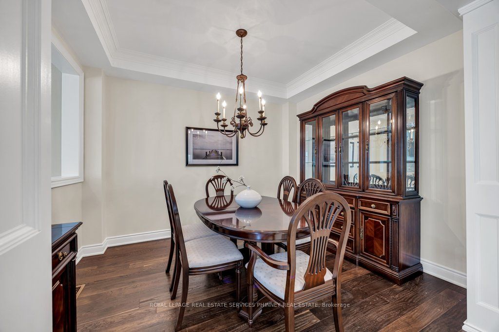 2444 Chateau Common Property Photo 15