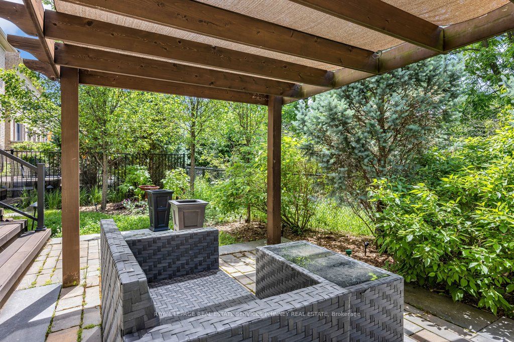 2444 Chateau Common Property Photo 39