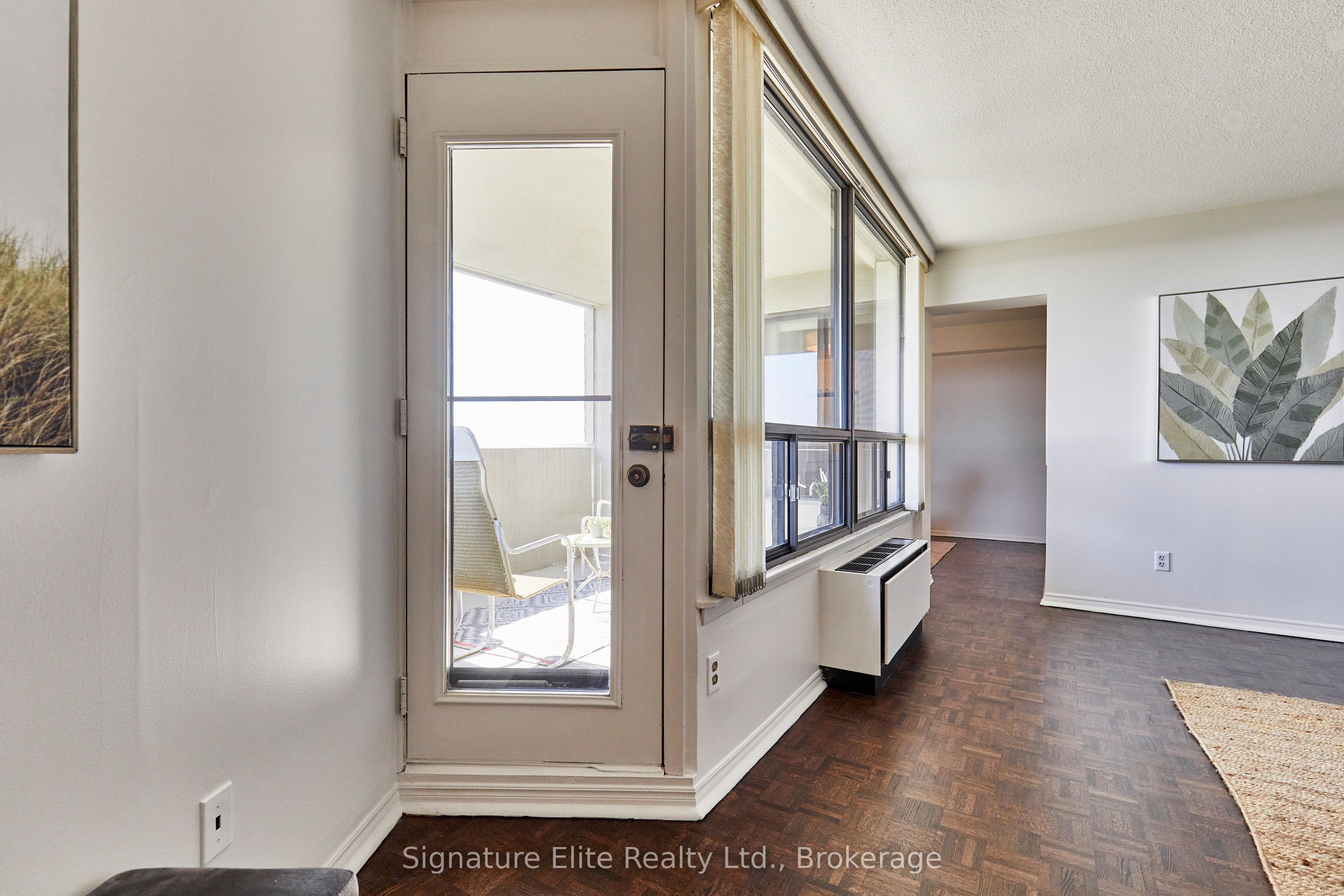296 Mill Road E8 Property Photo 6