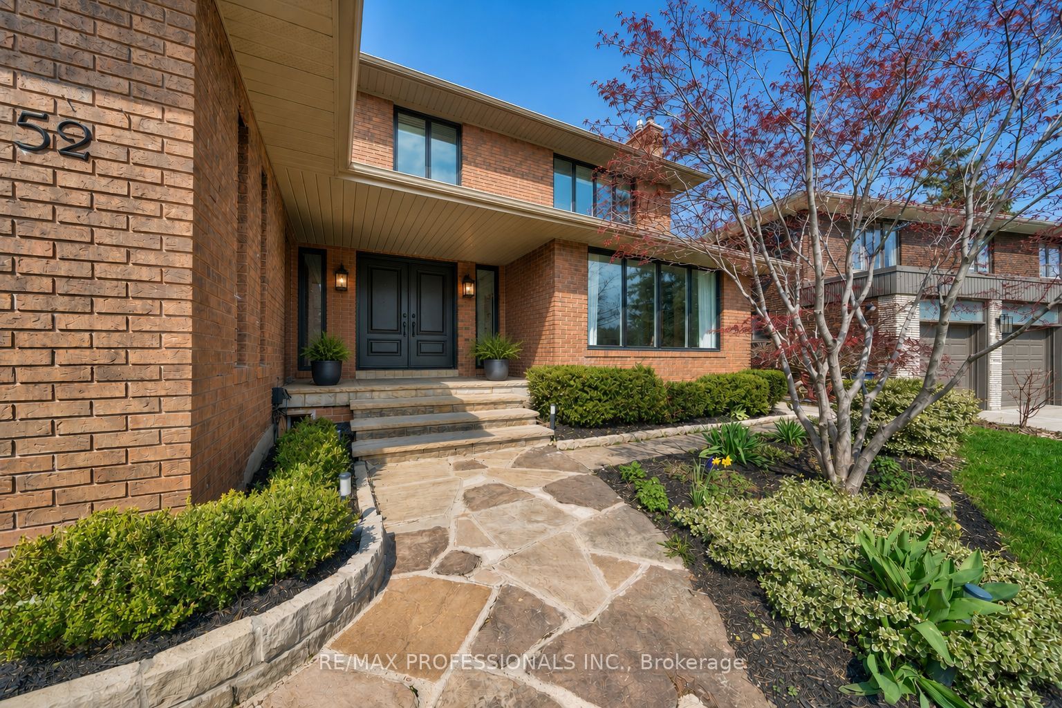 52 Courtsfield Crescent Property Photo 3