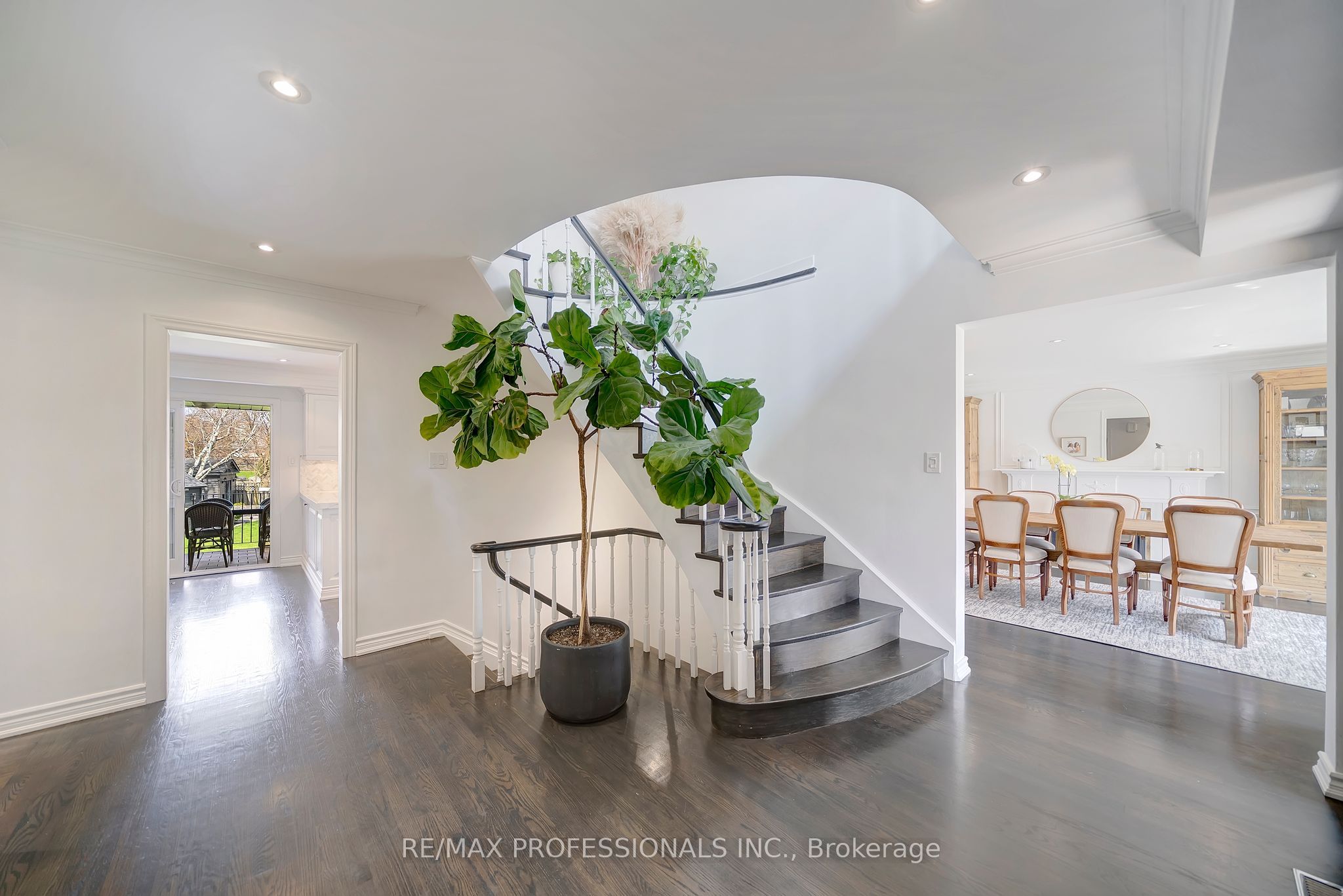 52 Courtsfield Crescent Property Photo 4
