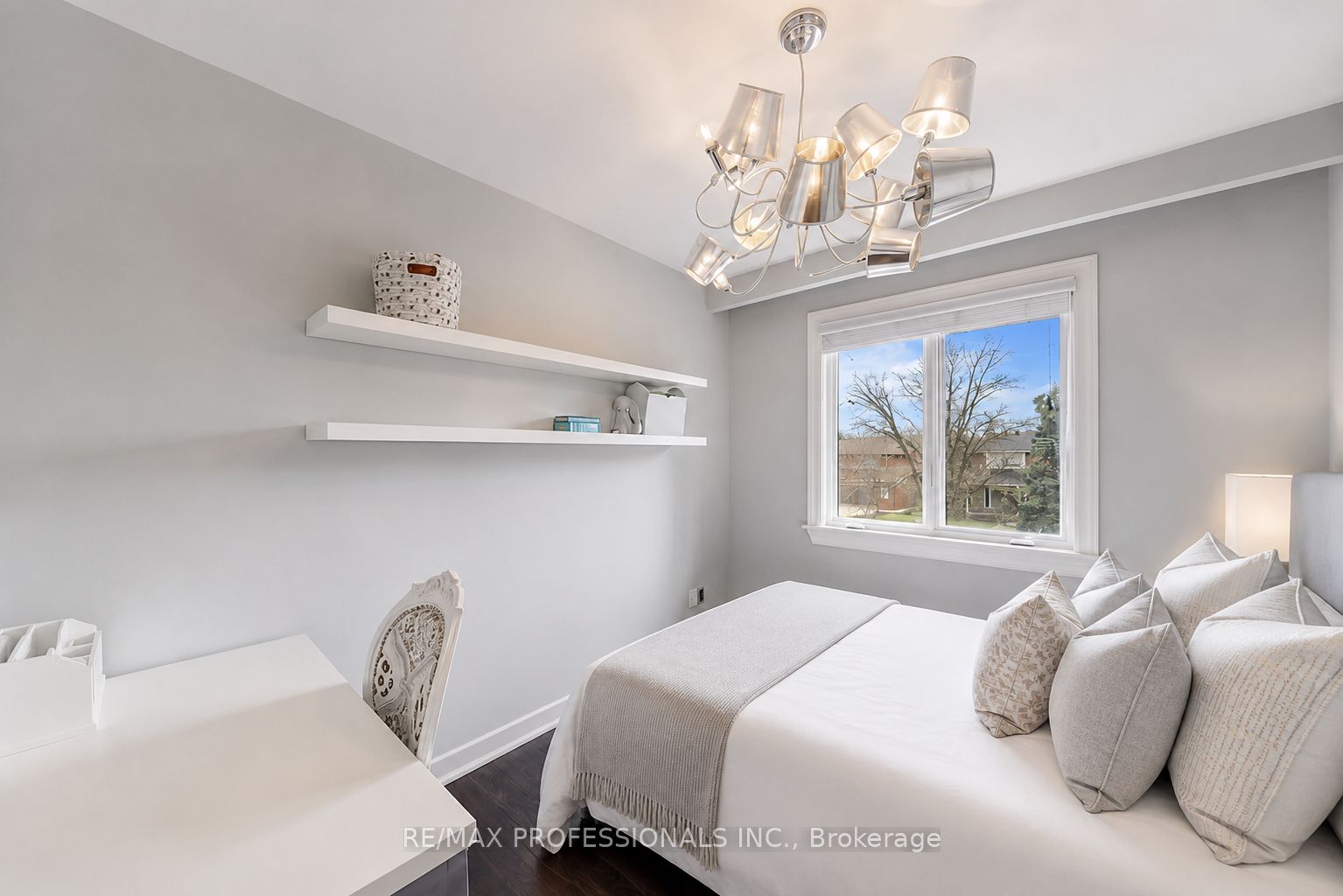 52 Courtsfield Crescent Property Photo 25