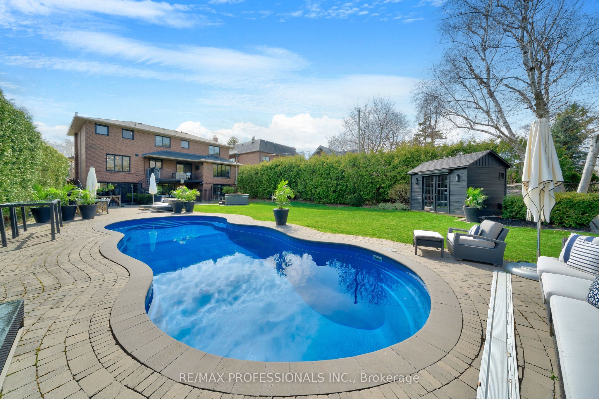52 Courtsfield Crescent Property Photo 42