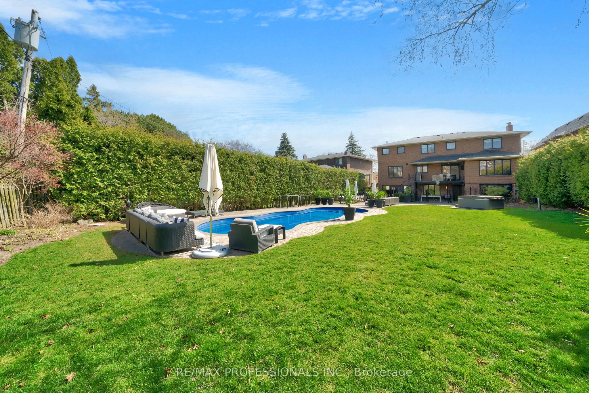 52 Courtsfield Crescent Property Photo 45