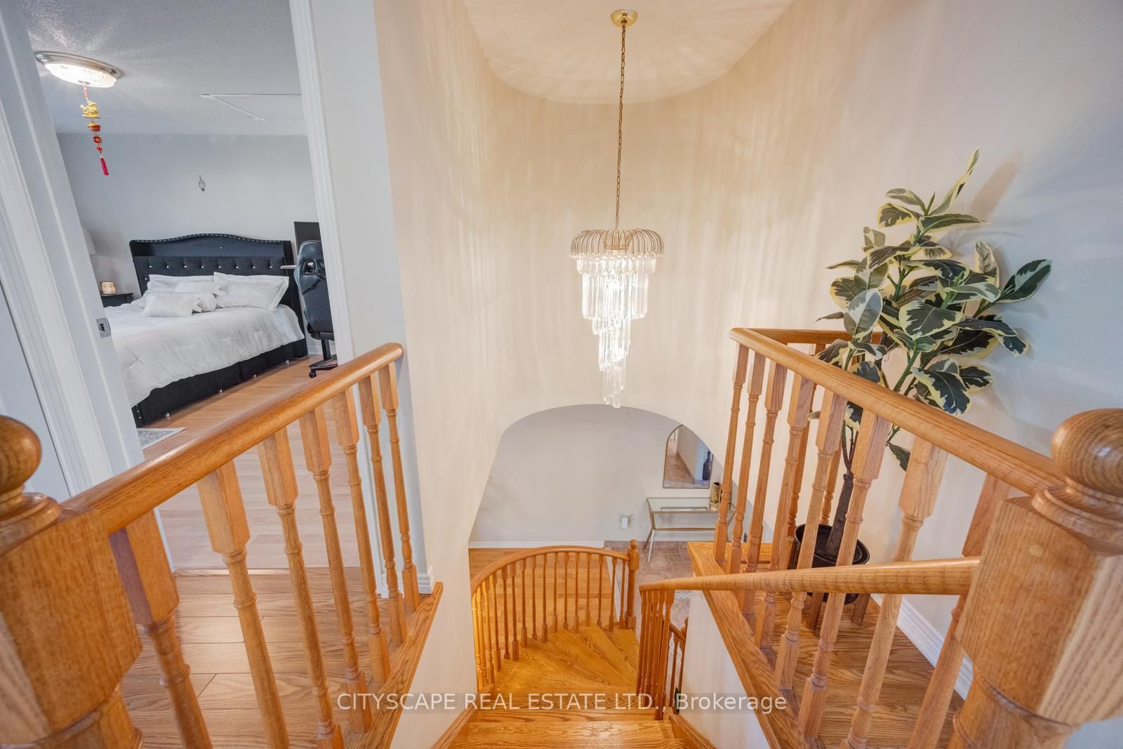 301 Kingsbridge Garden Property Photo 23